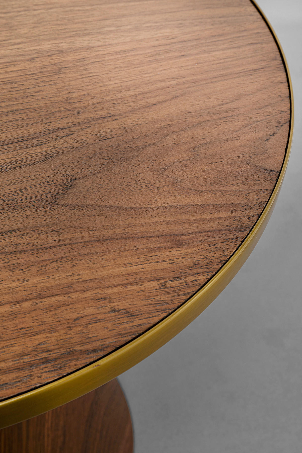 COUCHTISCH Walnuss furniert 50/50/52 cm rund Goldfarben, Walnussfarben  - Goldfarben/Walnussfarben, Design, Holz/Metall (50/50/52cm) - Kare-Design