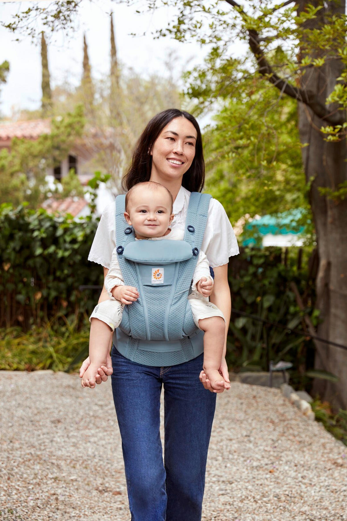 KENGUR NOSILJKA  Omni Breeze  - svetloplava, Osnovno, tekstil (0,7kg) - Ergo Baby