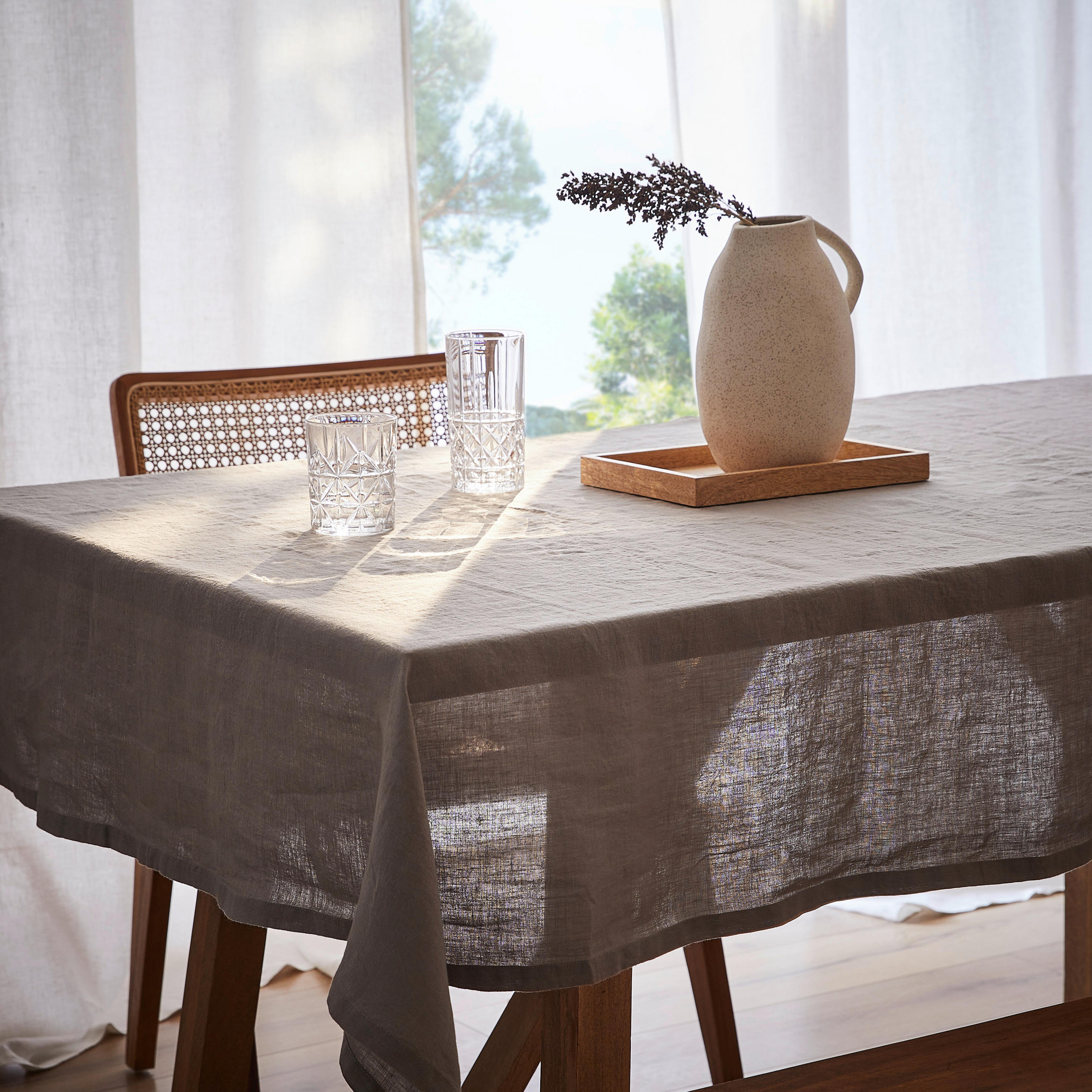 TISCHDECKE 140/180 cm - Hellgrau, Trend, Textil (140/180cm) - Ambiente