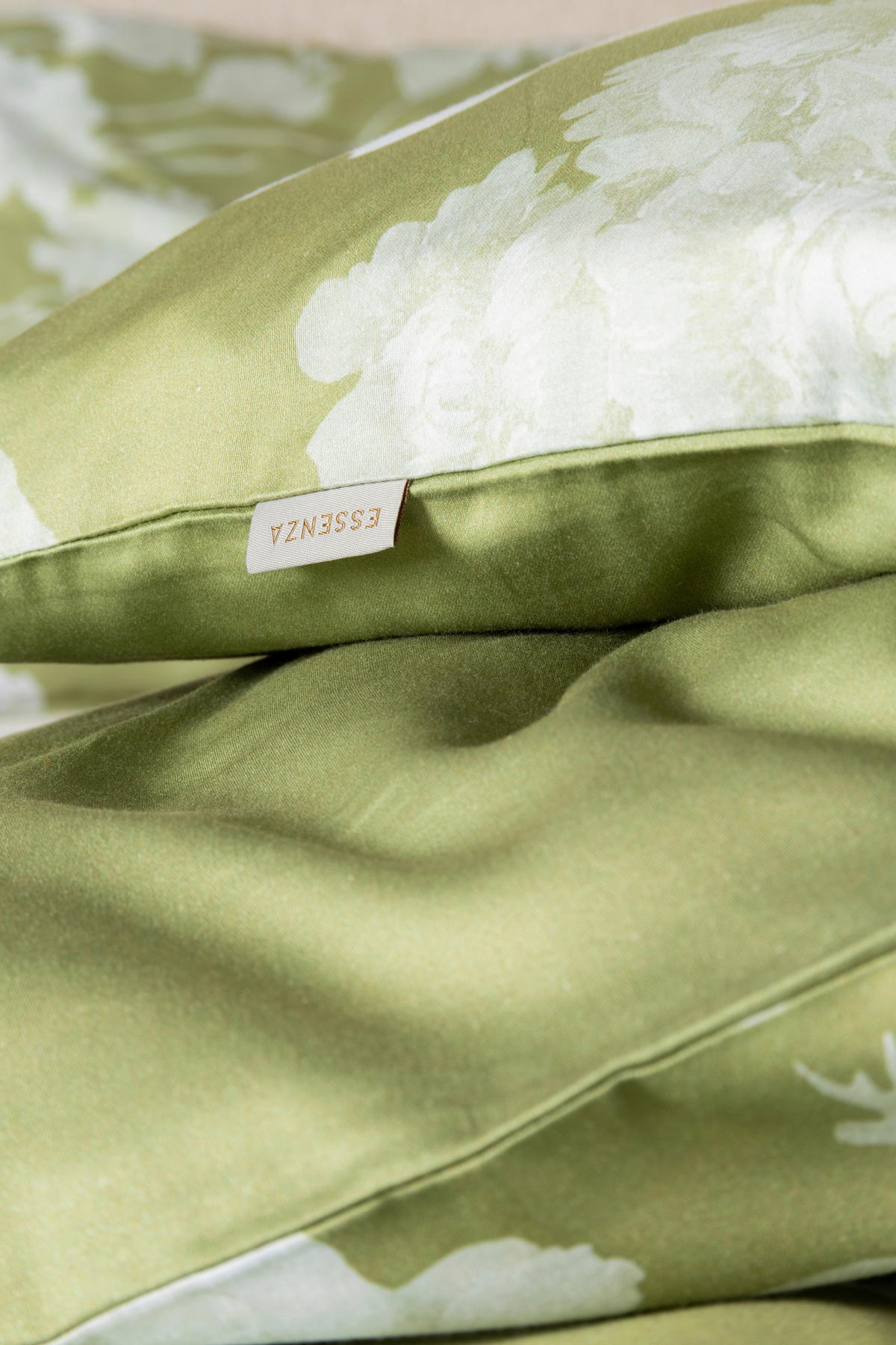 POSTELJINA 135/200 cm saten zelena  - zelena, Konvencionalno, tekstil (135/200cm) - Essenza