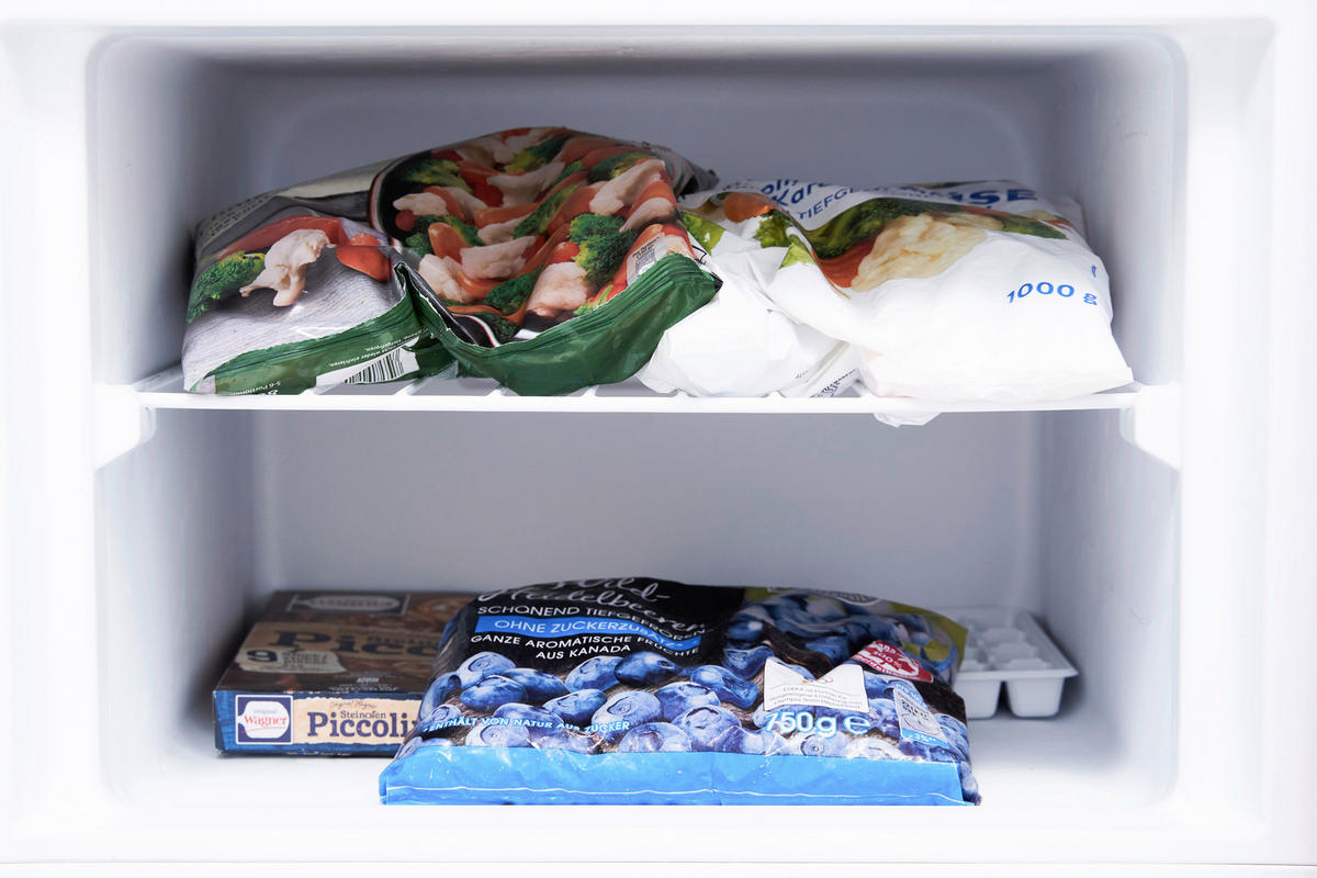 KYL-/FRYSKOMBINATION KS144VR  - röd, Trend, metall/glas (54/145/57cm) - Respekta