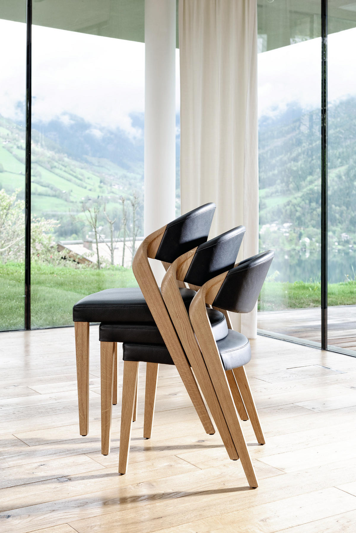 ŽIDLE, černá, barvy dubu - černá/barvy dubu, Natur, dřevo/kůže (53/82/57cm) - Voglauer