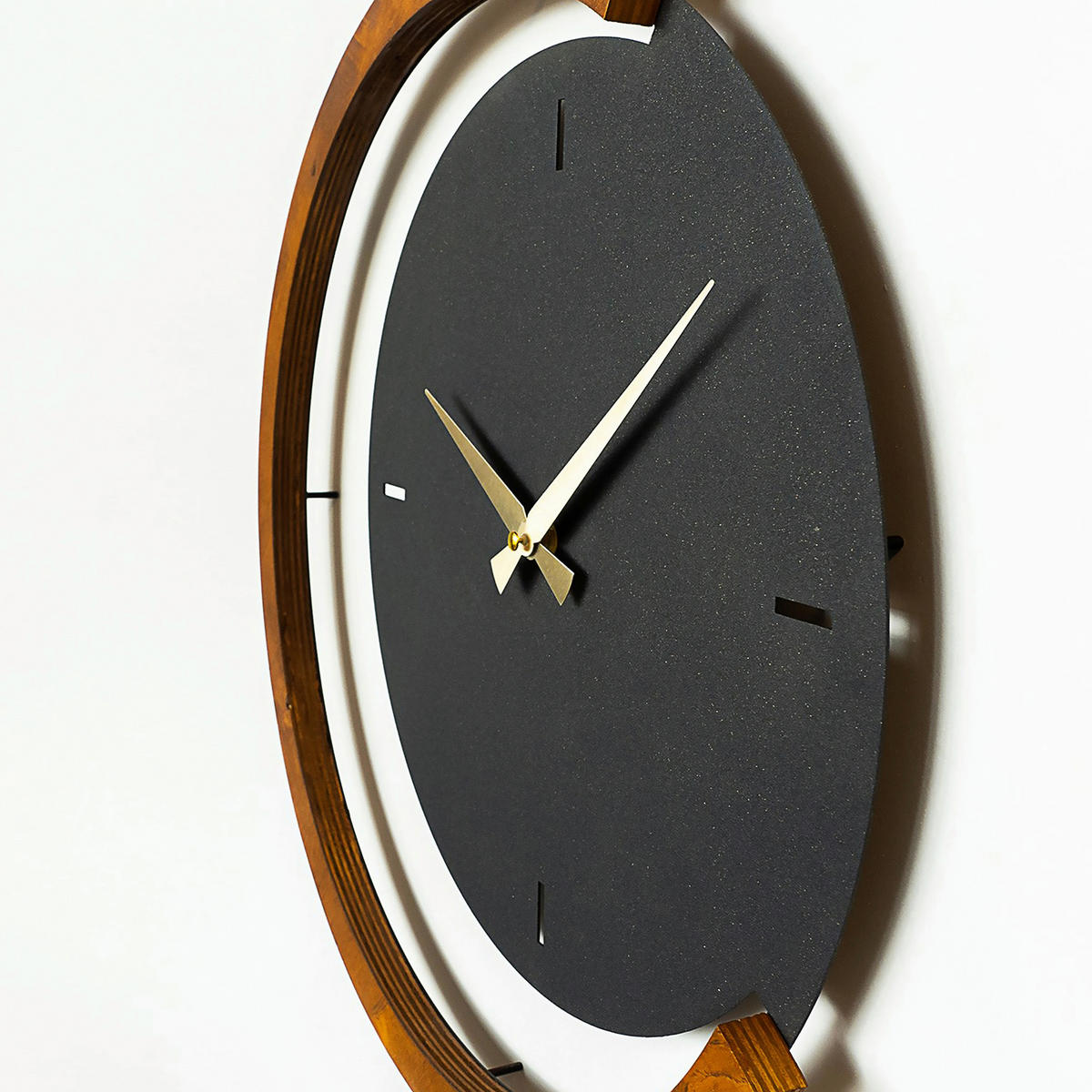 WANDUHR Schwarz, Walnussfarben 48/49/4 cm  - Walnussfarben/Schwarz, LIFESTYLE, Metall (48/49/4cm)