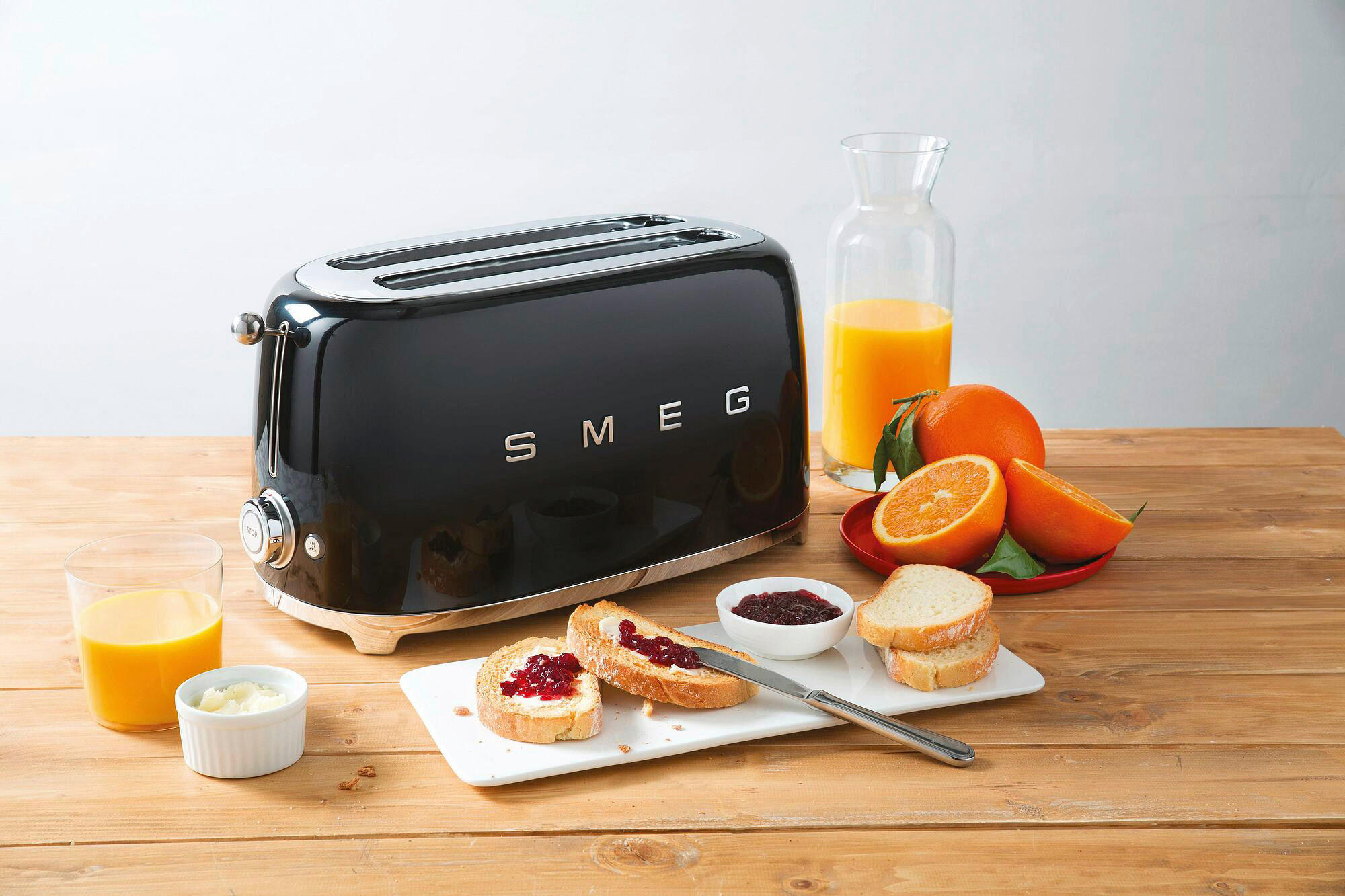 TOASTER  - Schwarz Hochglanz, Basics, Metall (39.4/21.5/39.4cm) - SMEG