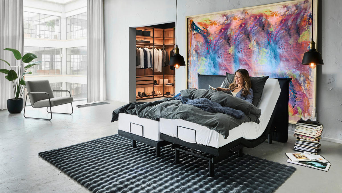 BOXBETT 180/200 cm,  in Graphitfarben, gepolstertes Kopfteil, Beleuchtung, Soundsystem, motorische Verstellbarkeit, Fernbedienung, Matratzen, Befestigungsmaterial, Unterbodenbeleuchtung, H3 = fest  - Schwarz/Graphitfarben, Design, Textil/Metall (180/200cm) - Chameo