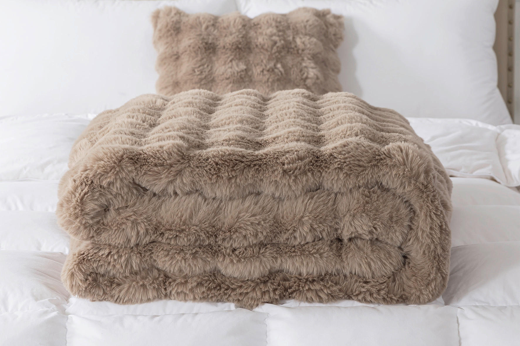 ÁGYTAKARÓ  - Basics (230/4/250cm)