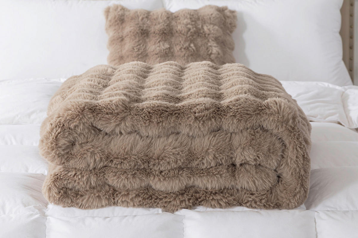 ÁGYTAKARÓ  - Basics (230/4/250cm)