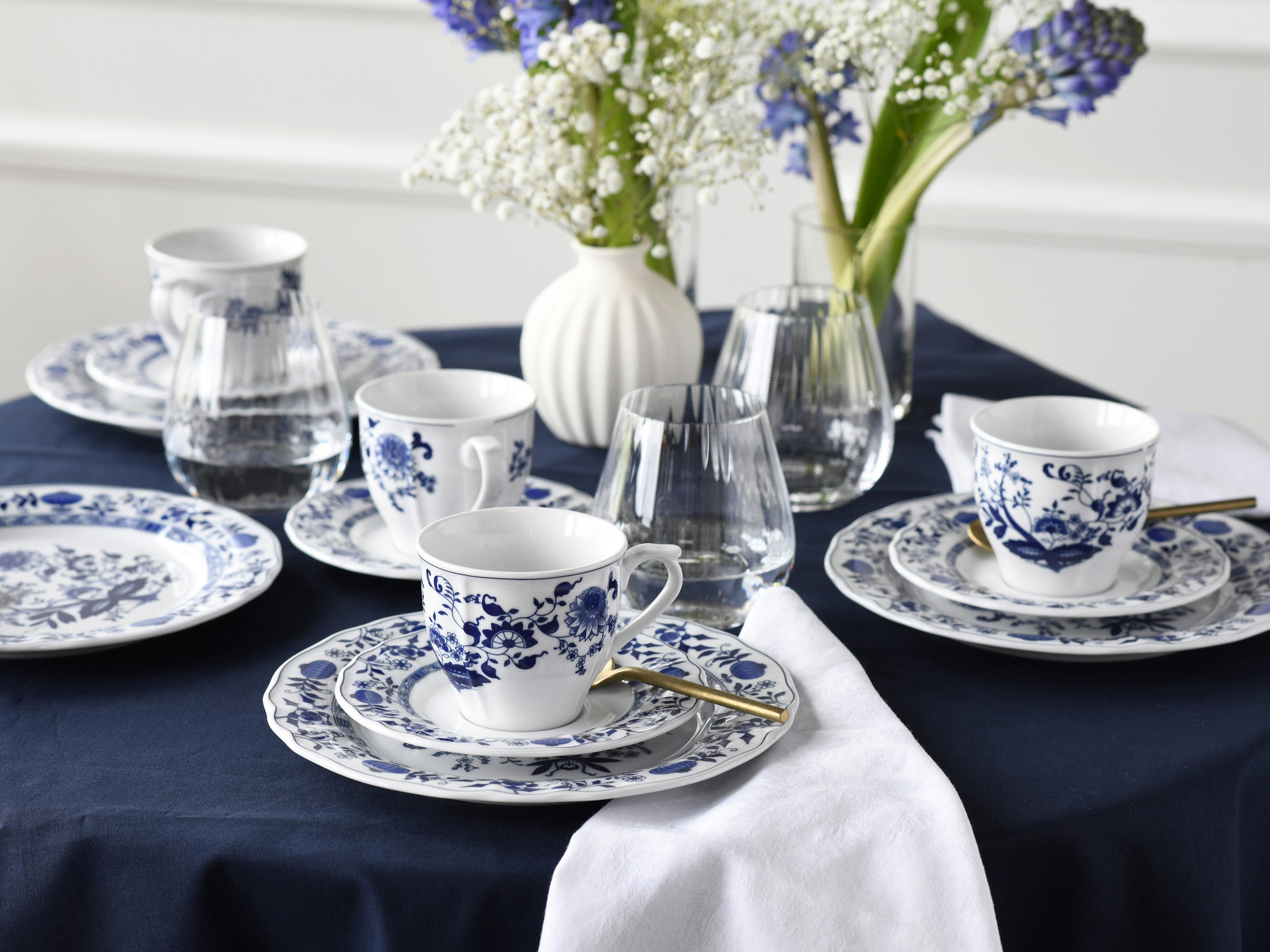 KAFFEESERVICE 18-teilig Flora Zwiebelmuster  - Design - Creatable