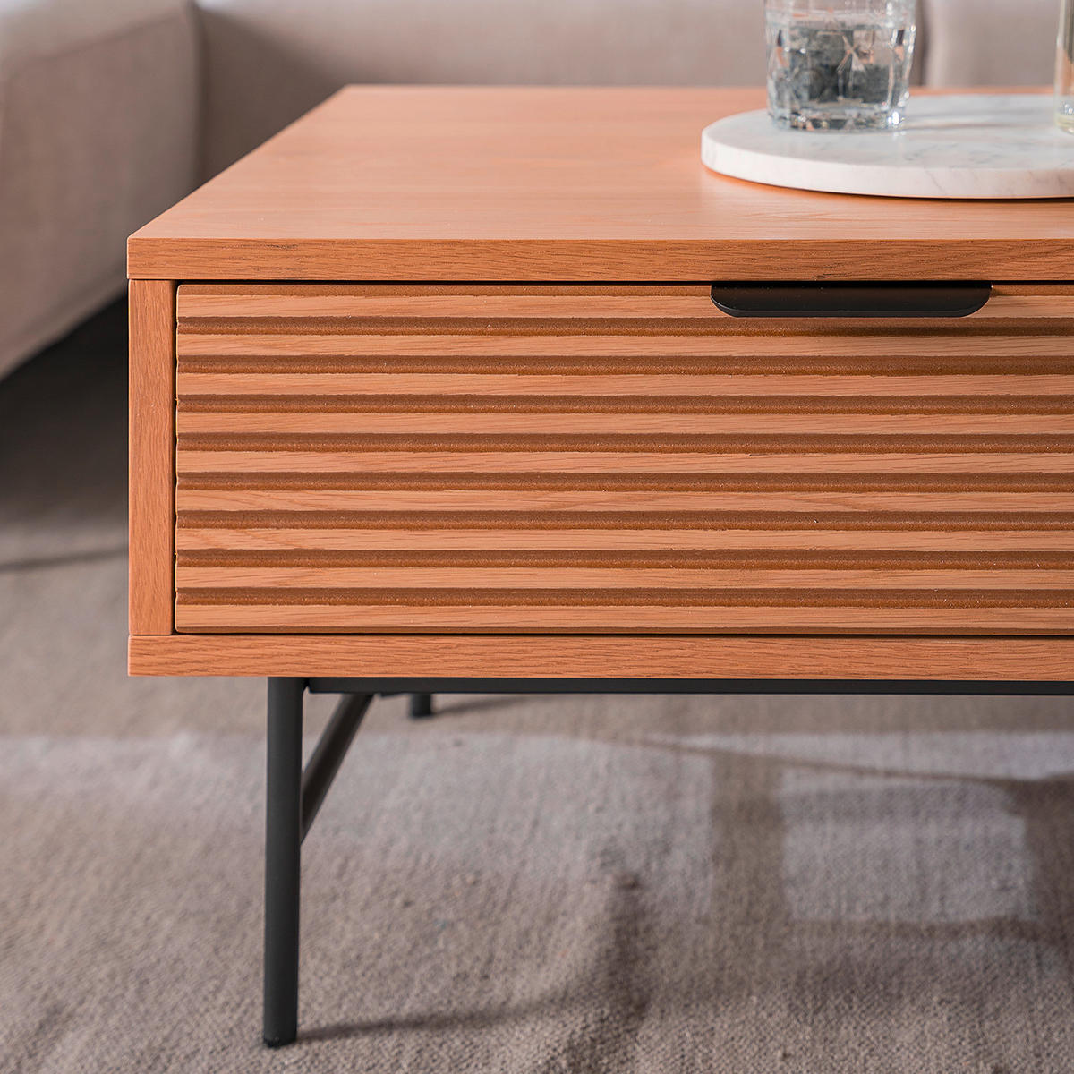 COUCHTISCH Eiche furniert 120/60/40 cm rechteckig Schwarz, Eichefarben  - Eichefarben/Schwarz, MODERN, Holz/Holzwerkstoff (120/60/40cm) - home24