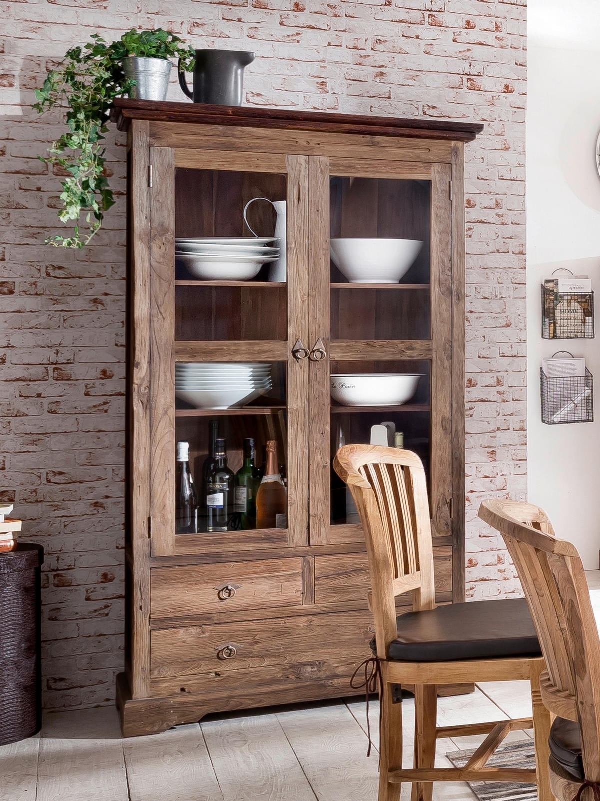 VITRINE  in massiv Teakholz Braun, Naturfarben  - Messingfarben/Naturfarben, Design, Holz/Metall (98/183,5/44cm) - MID.YOU