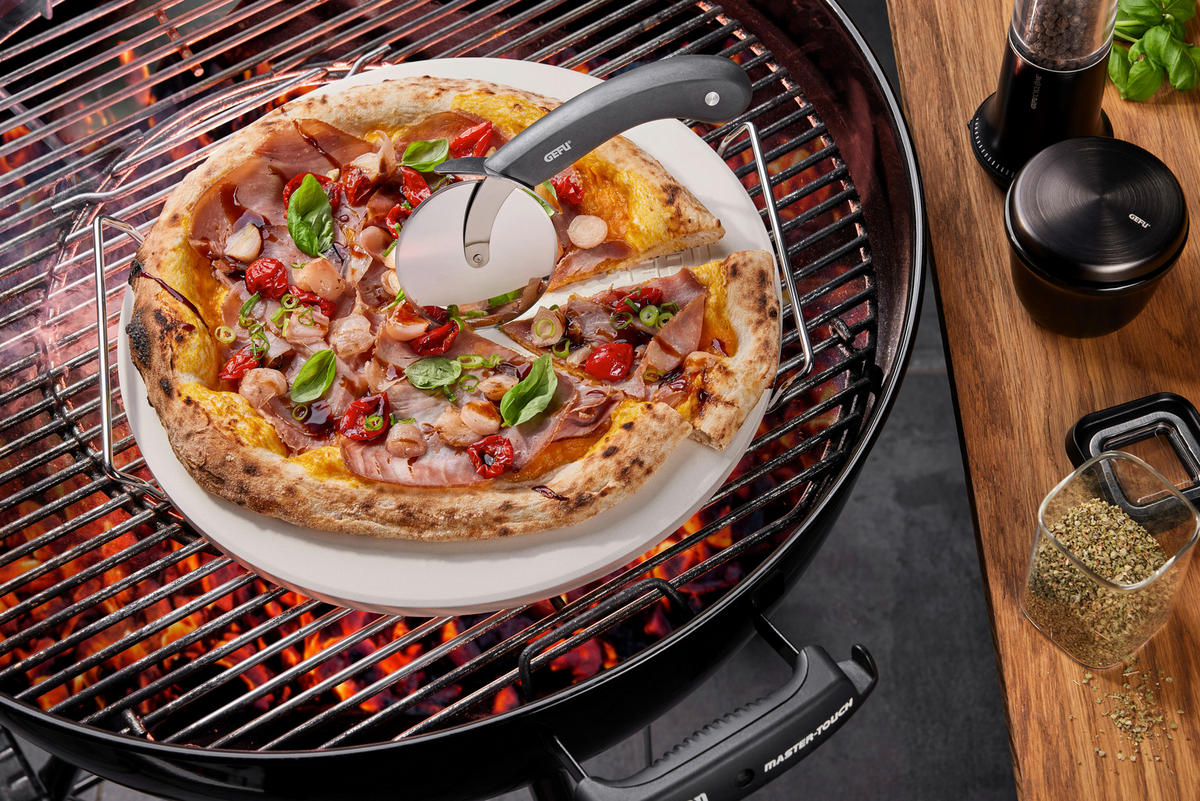 KAMEN ZA PIZZU  metal, plastika, kamen  Darioso  - prirodne boje/boje oplemenjenog čelika, Basics, kamen/metal (33cm) - Gefu