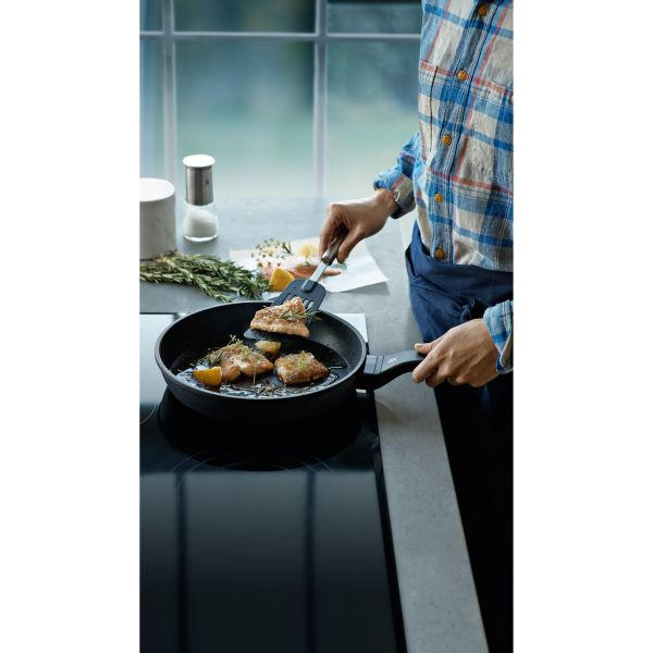 BRATPFANNE PERMADUR PREMIUM 28 cm  - Basics, Metall (28cm) - WMF
