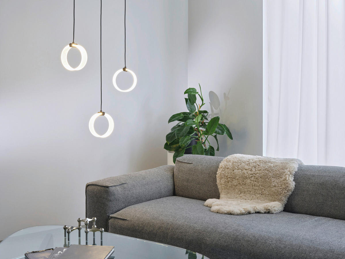 LED-PENDELLEUCHTE 66/5.2/121 cm  - Schwarz, Design, Kunststoff (66/5.2/121cm) - Osram