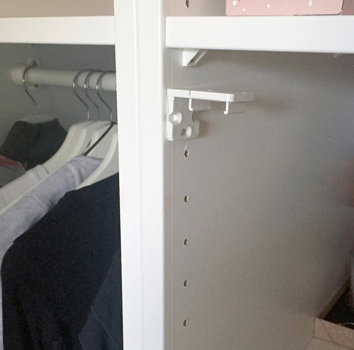 SCHUBLADENSICHERUNG - Weiß, Basics, Kunststoff (4/4/4cm) - Baby Dan