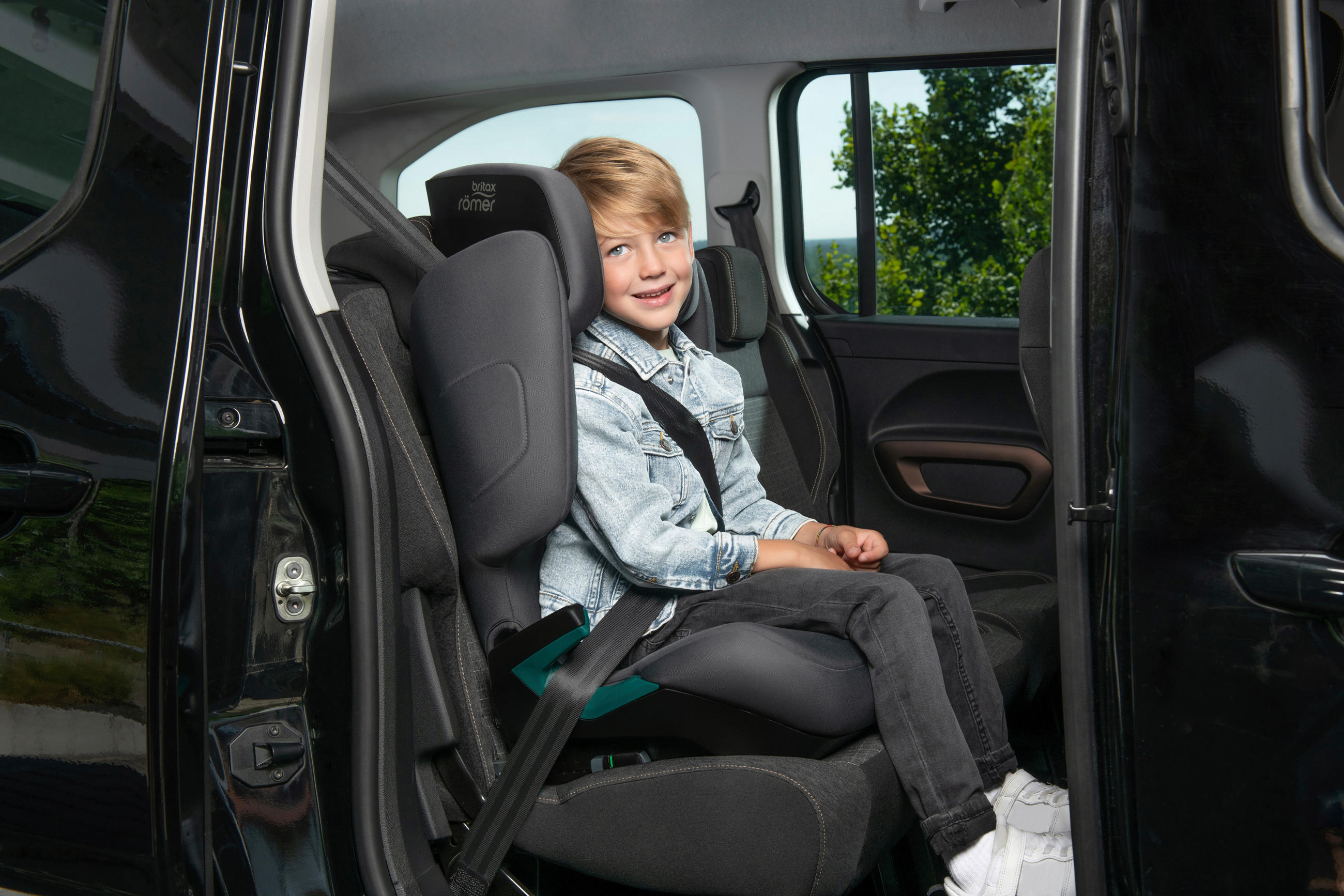 KINDERAUTOSITZ Discovery Plus  - Schwarz, Basics, Kunststoff/Textil (44/63-83/42cm) - Britax Römer