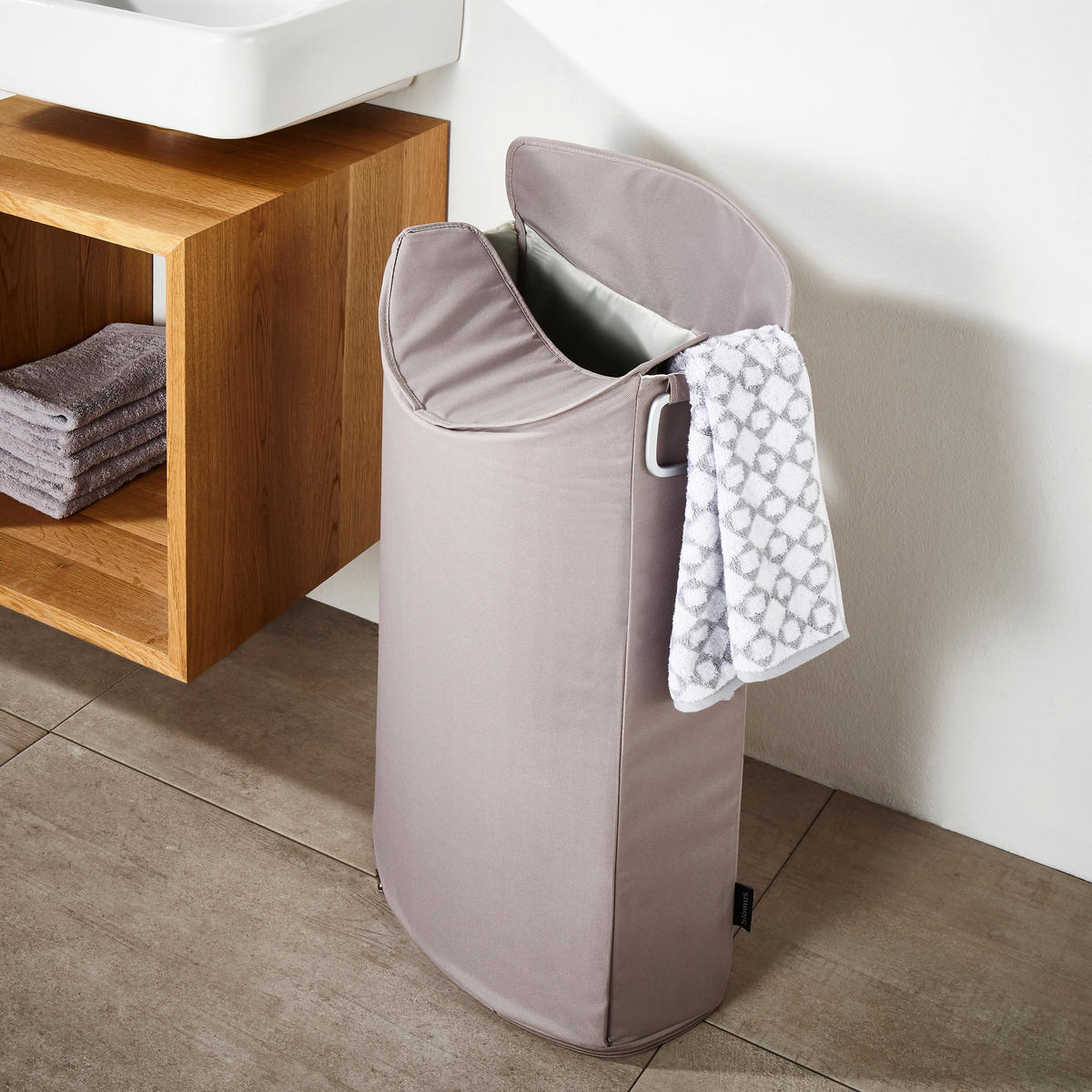 WÄSCHESAMMLER - Taupe, Basics, Textil/Metall (45/67/28cm) - Blomus