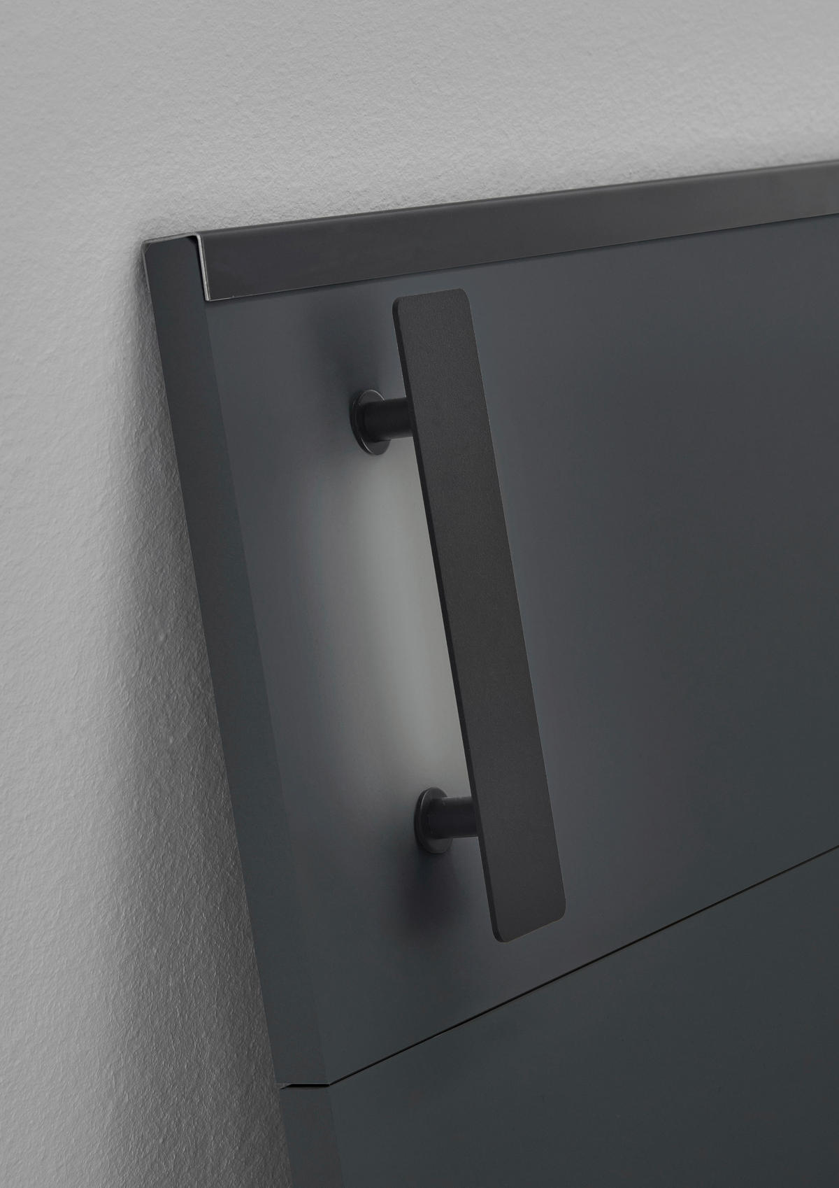 BETT 180/200 cm  in Graphitfarben  - Schwarz/Graphitfarben, Design, Holzwerkstoff/Metall (180/200cm) - Carryhome