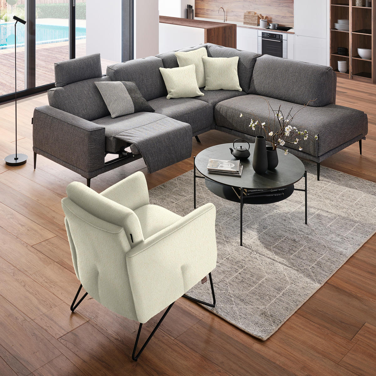 SESSEL in Chenille, Mikrofaser Creme  - Creme/Schwarz, Design, Textil/Metall (68/78/76cm) - Johann Jakob