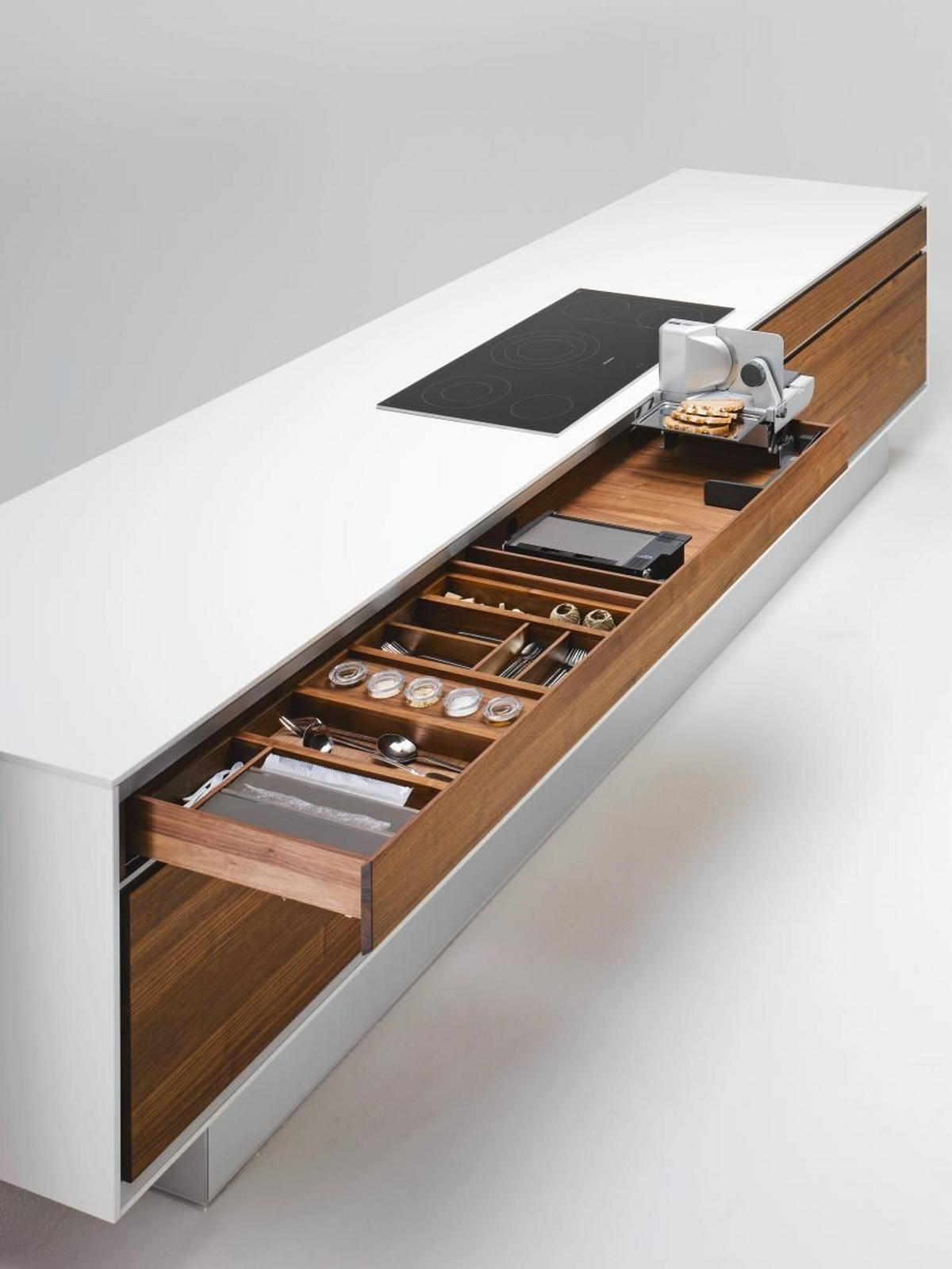 EINBAUKÜCHE VAO  - Nussbaumfarben, Design, Holz - Team 7