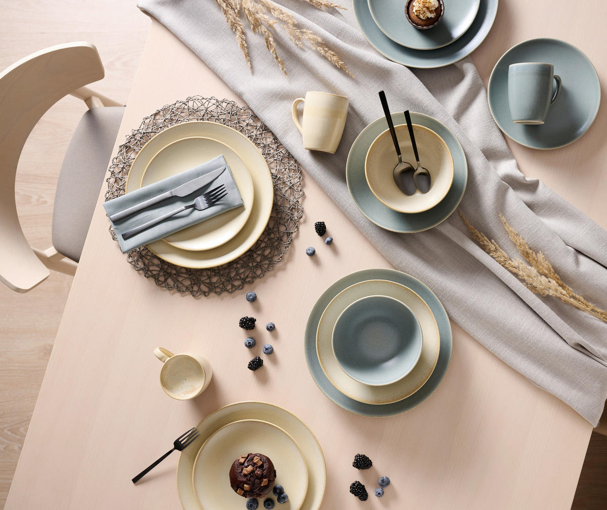SET DE TACÂMURI 30 piese  Glam Chic  - negru, Design, metal - Homeware Profession.