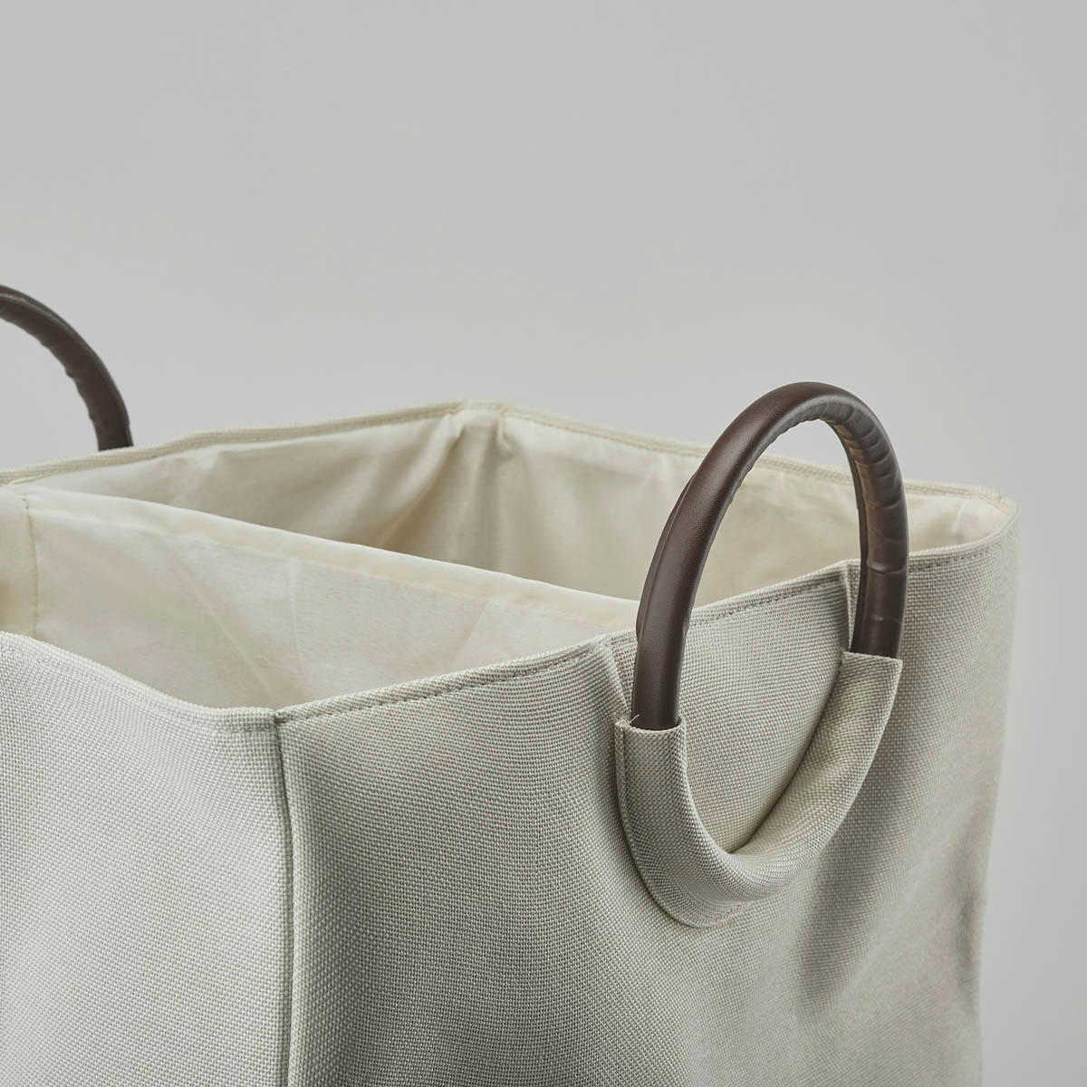 Thumbnail - Aquanova Wäschekorb Jada, Beige, Textil, Echtleder, 85 L, rechteckig, 50x60x30 cm, Tragegriffe, Ordnen & Aufbewahren, Wä...