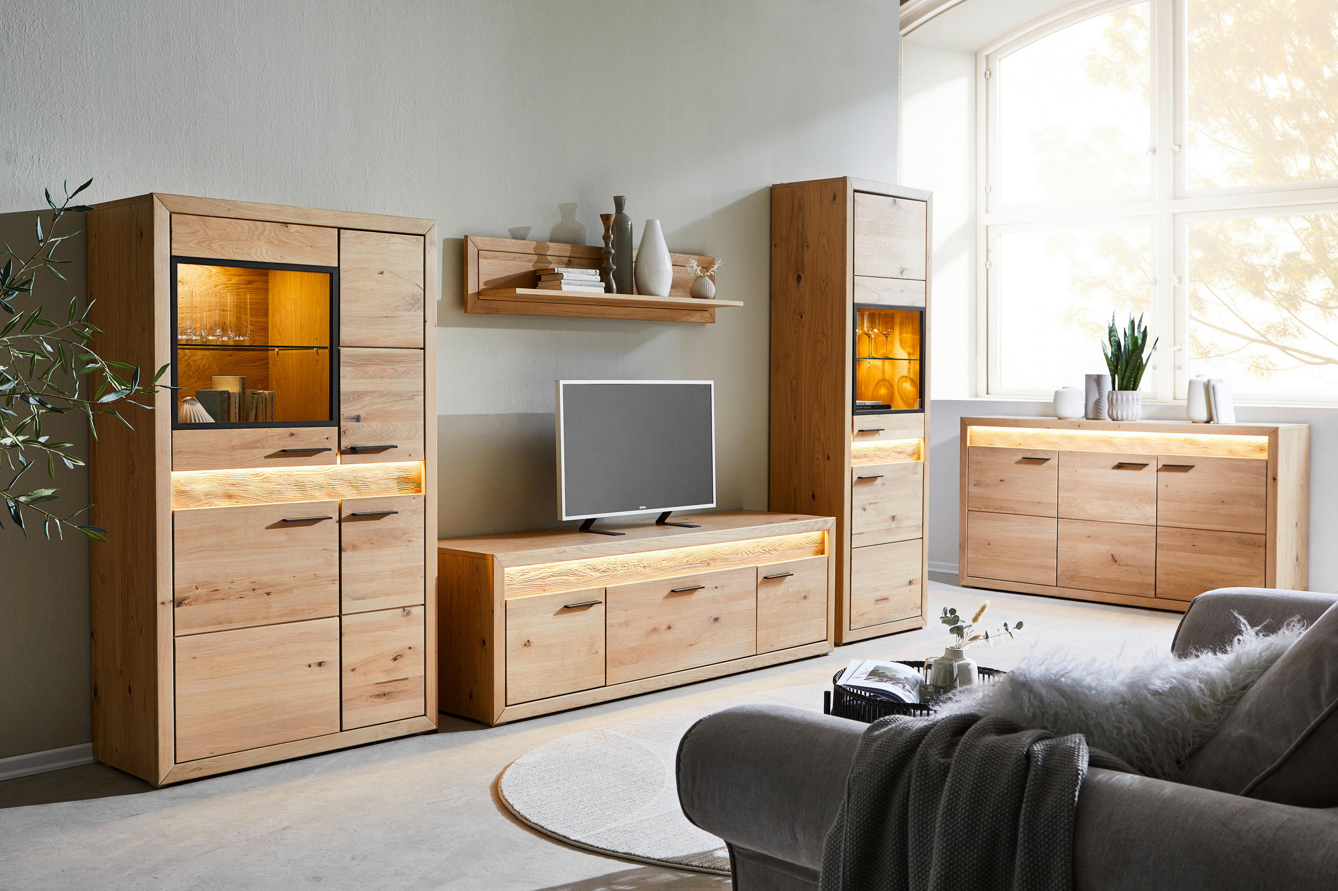WOHNWAND  in Eichefarben  359/198/49 cm  - Eichefarben/Schwarz, KONVENTIONELL, Glas/Holz (359/198/49cm) - Cantus