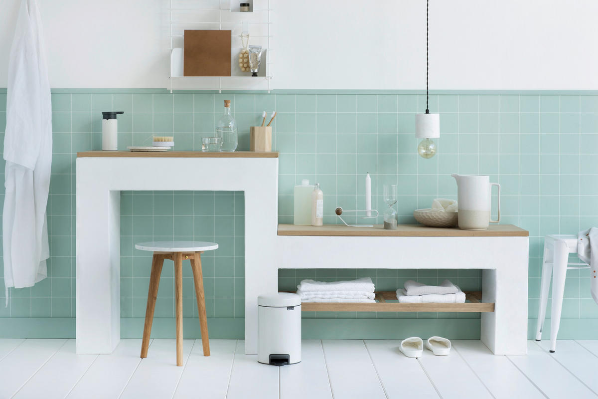 KOŠ ZA SMETI - bela, Design, umetna masa (16,8/26,4/23,5cm) - Brabantia