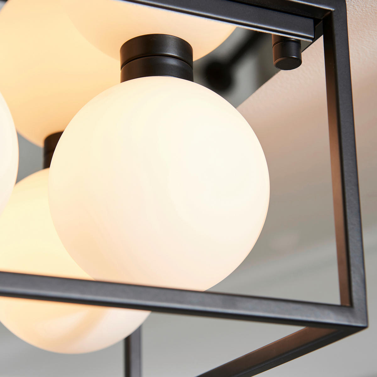 BADEZIMMER-DECKENLEUCHTE    29/29/19,5 cm  - Opal/Schwarz, KONVENTIONELL, Glas (29/29/19,5cm) - ENDON