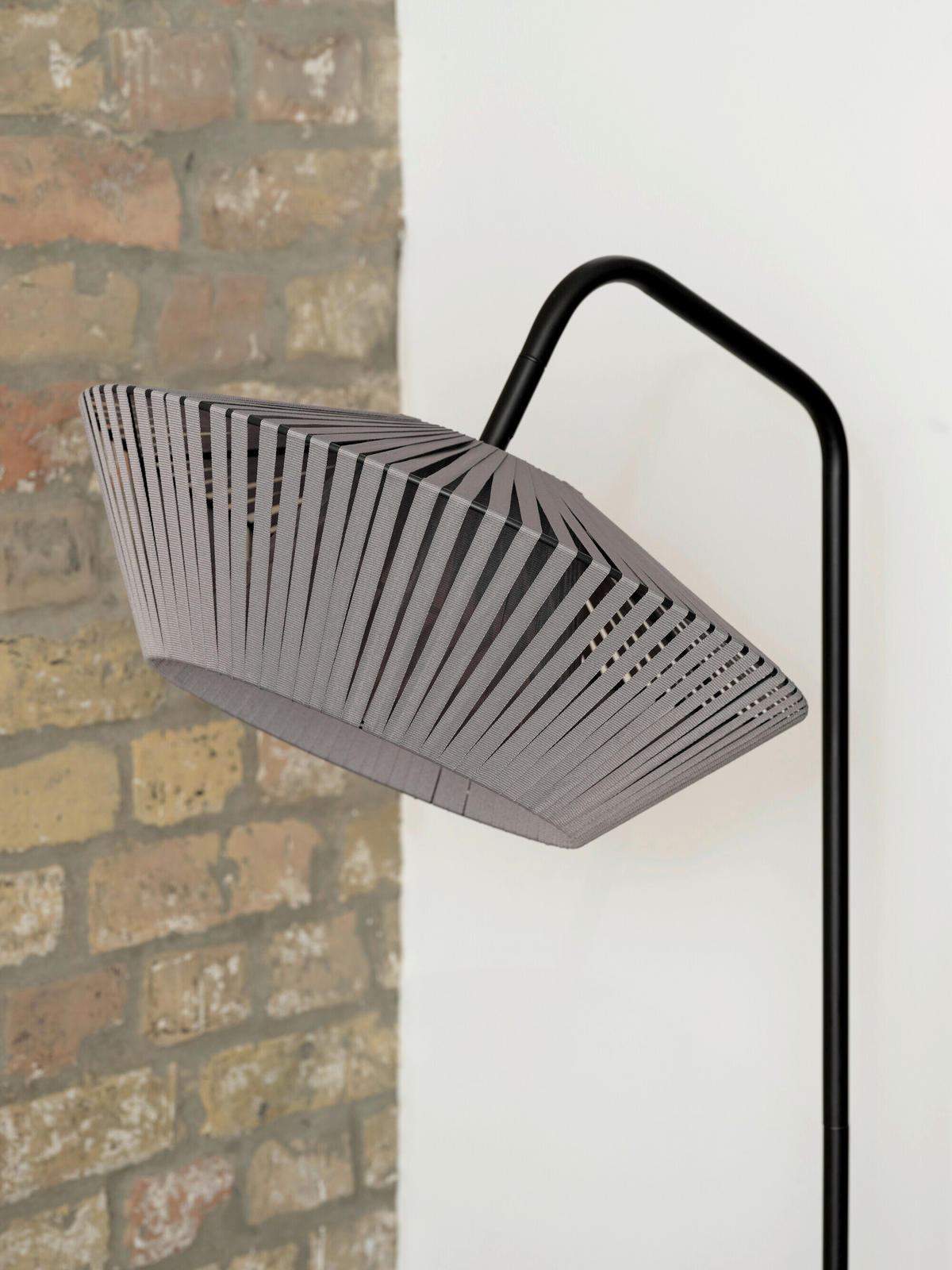 STEHLEUCHTE 40,5/56,8/164 cm   - Dunkelgrau, Basics, Textil/Metall (40,5/56,8/164cm) - Osram