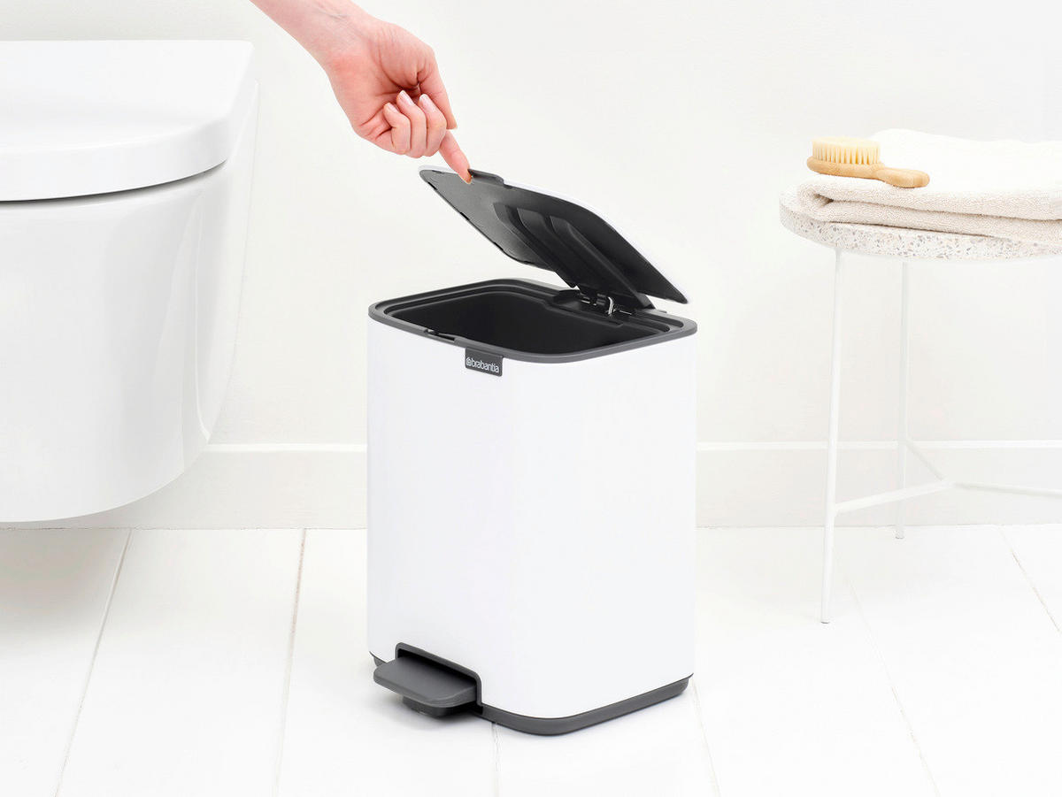 KOŠ S NOŽNOM PAPUČICOM  7 l  Bo  - bijela/antracit, Basics, metal/plastika (24,2/31/24,2cm) - Brabantia