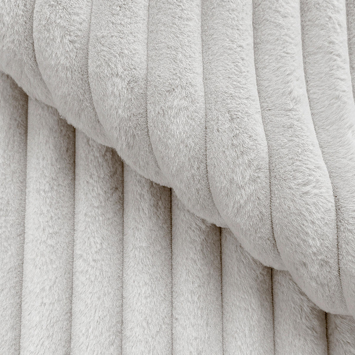 ECKSOFA Cord Hellgrau  - Hellgrau/Schwarz, Design, Kunststoff/Textil (251/142cm) - P & B