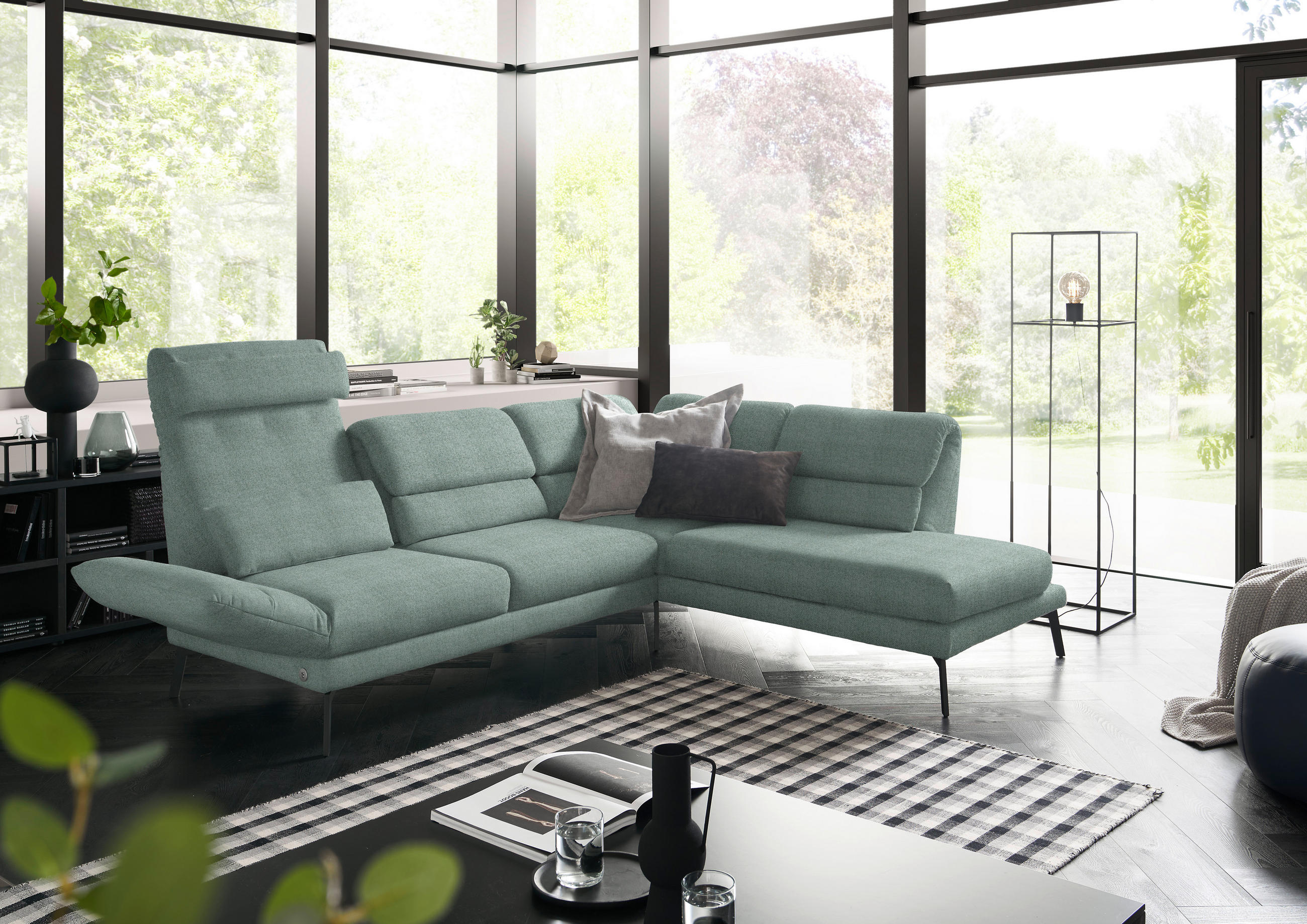 ECKSOFA in Flachgewebe Salbeigrün  - Salbeigrün/Schwarz, Design, Textil/Metall (256-363/212-253cm) - Dieter Knoll