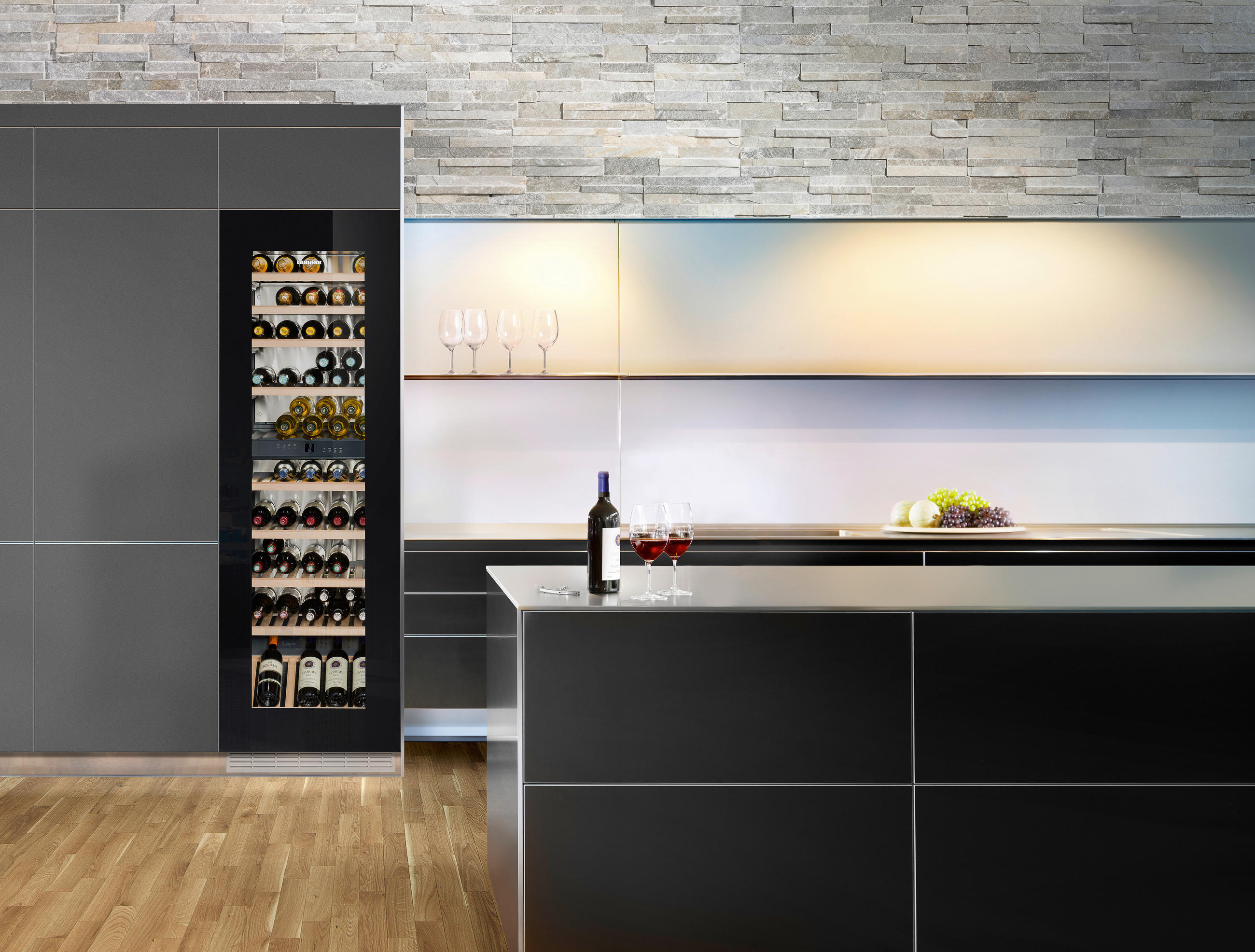 WEINKÜHLSCHRANK EWTgb 3583  - Schwarz, Basics, Glas/Metall (59,5/181,6/57,2cm) - Liebherr