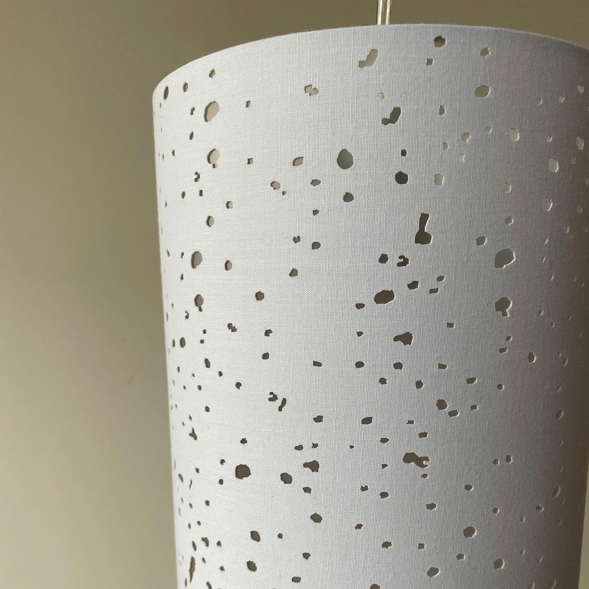 ZÁVĚSNÉ SVÍTIDLO, 16/150 cm  - bílá/barvy chromu, Design, kov/textil (16/150cm) - Fischer & Honsel