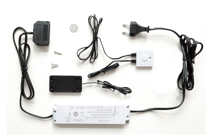 TRANSFORMATOR - vit, Design, plast (4/1/4cm) - Livetastic