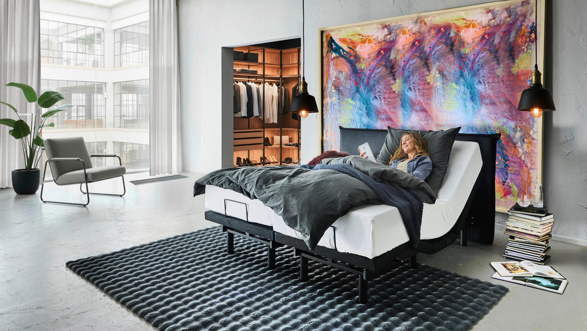 BOXBETT 180/200 cm,  in Graphitfarben, gepolstertes Kopfteil, Beleuchtung, Soundsystem, motorische Verstellbarkeit, Fernbedienung, Matratzen, Befestigungsmaterial, Unterbodenbeleuchtung, H3 = fest  - Schwarz/Graphitfarben, Design, Textil/Metall (180/200cm) - Chameo