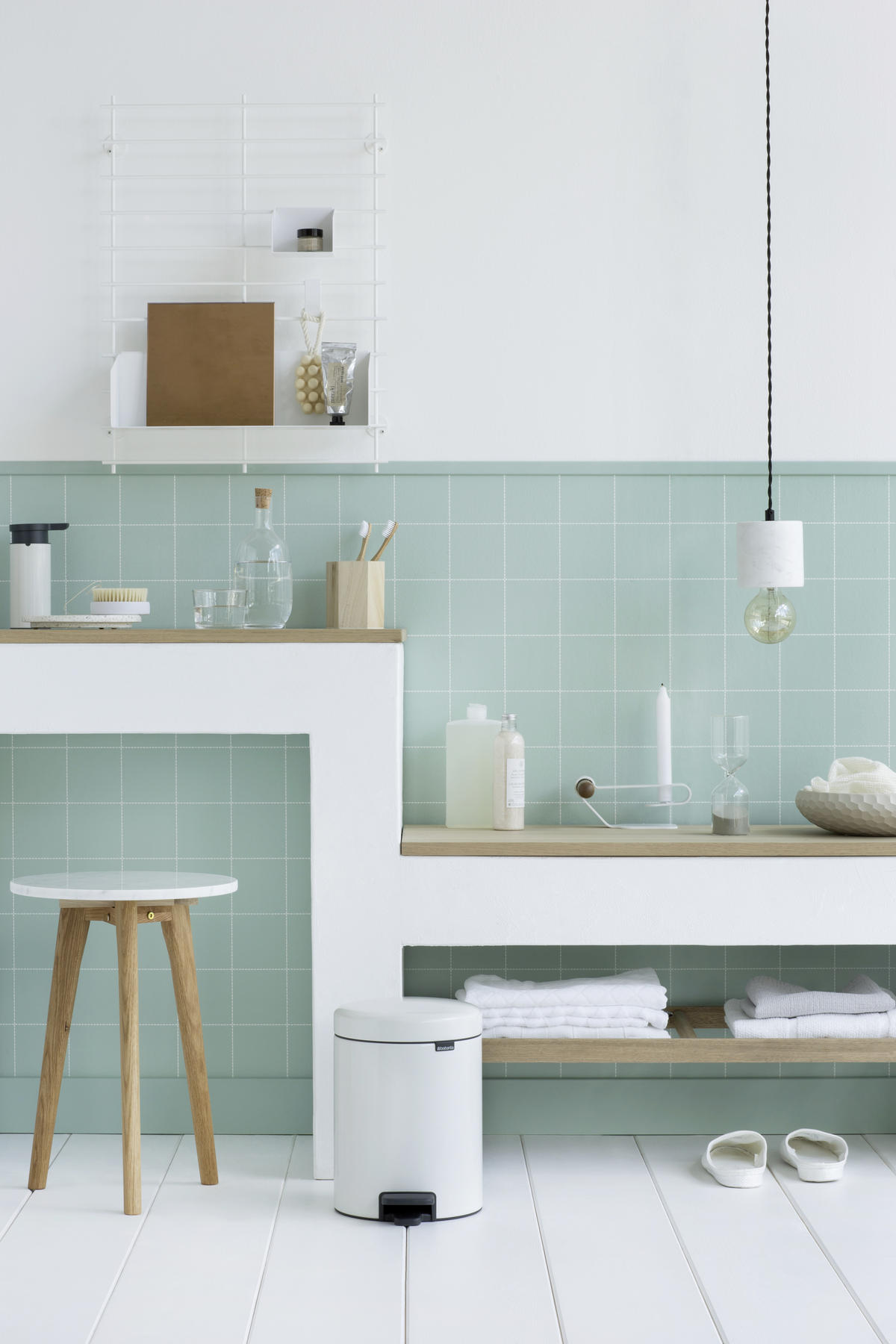 PEDÁLOS SZEMETES  - fekete/fehér, Basics, műanyag/fém (5l) - Brabantia