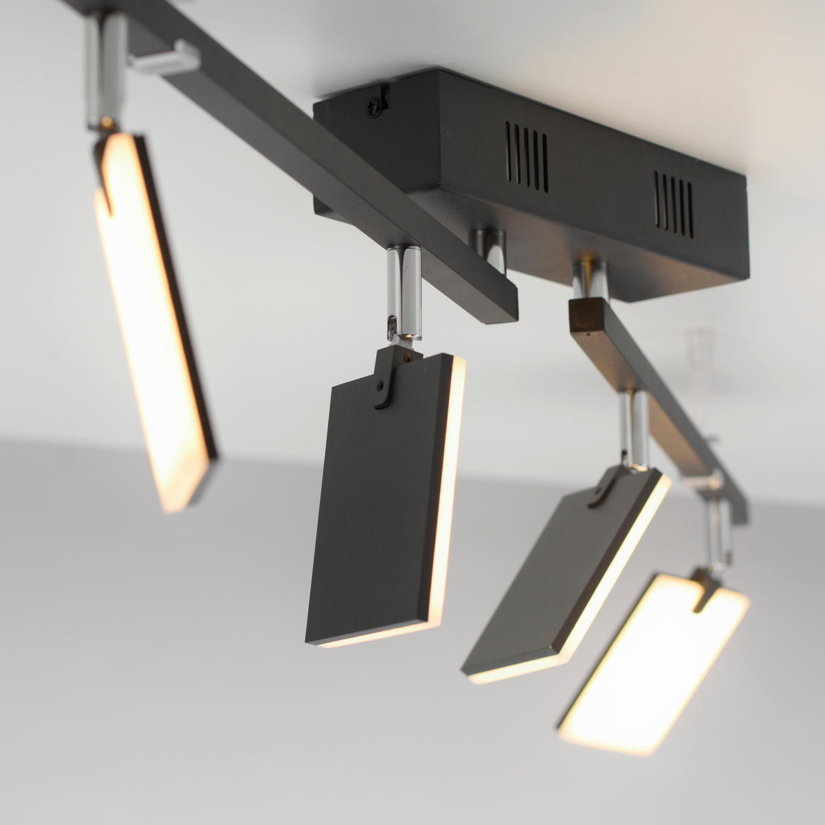 LED-STRAHLER PURE-MIRA 101/95/22,5 cm   - Schwarz, Design, Kunststoff/Metall (101/95/22,5cm) - Neuhaus PURE