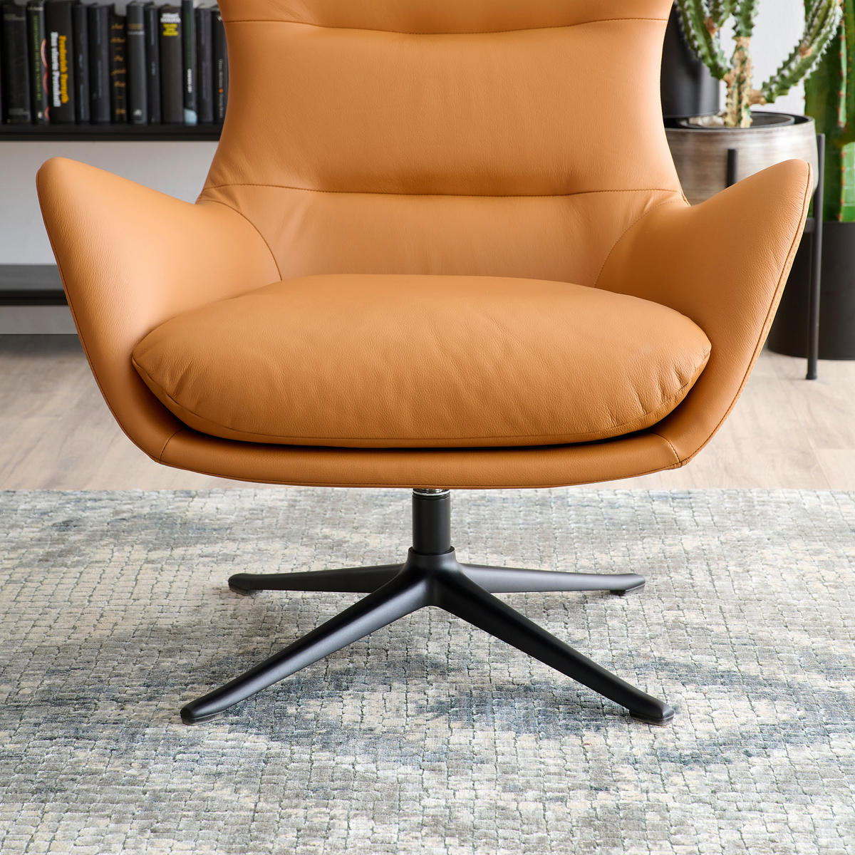 OHRENSESSEL in Echtleder Cognac  - Cognac/Schwarz, Design, Leder/Metall (84/104/96cm) - home24