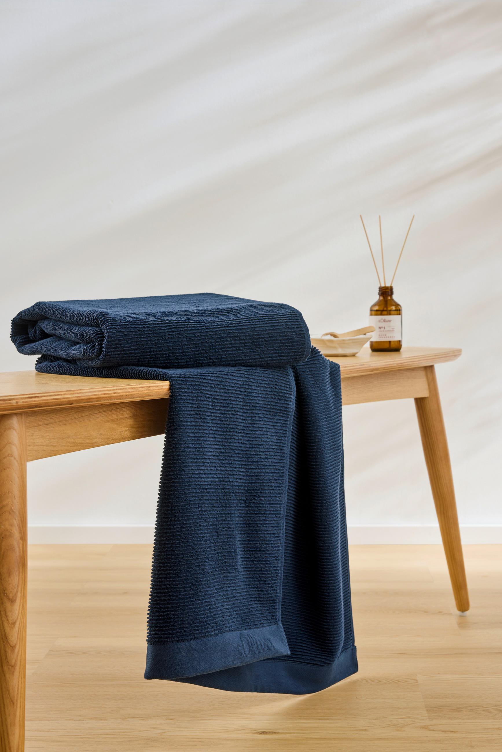 Thumbnail - S. Oliver Saunatuch, Dunkelblau, Textil, Uni, 80x200 cm, Oeko-Tex® Standard 100, Oeko-Tex® Made IN Green, Aufhängeschlau...