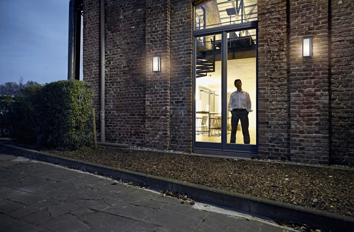 AUßENLEUCHTE 11/10,2/25 cm   - Dunkelgrau, Basics, Kunststoff/Metall (11/10,2/25cm) - Osram