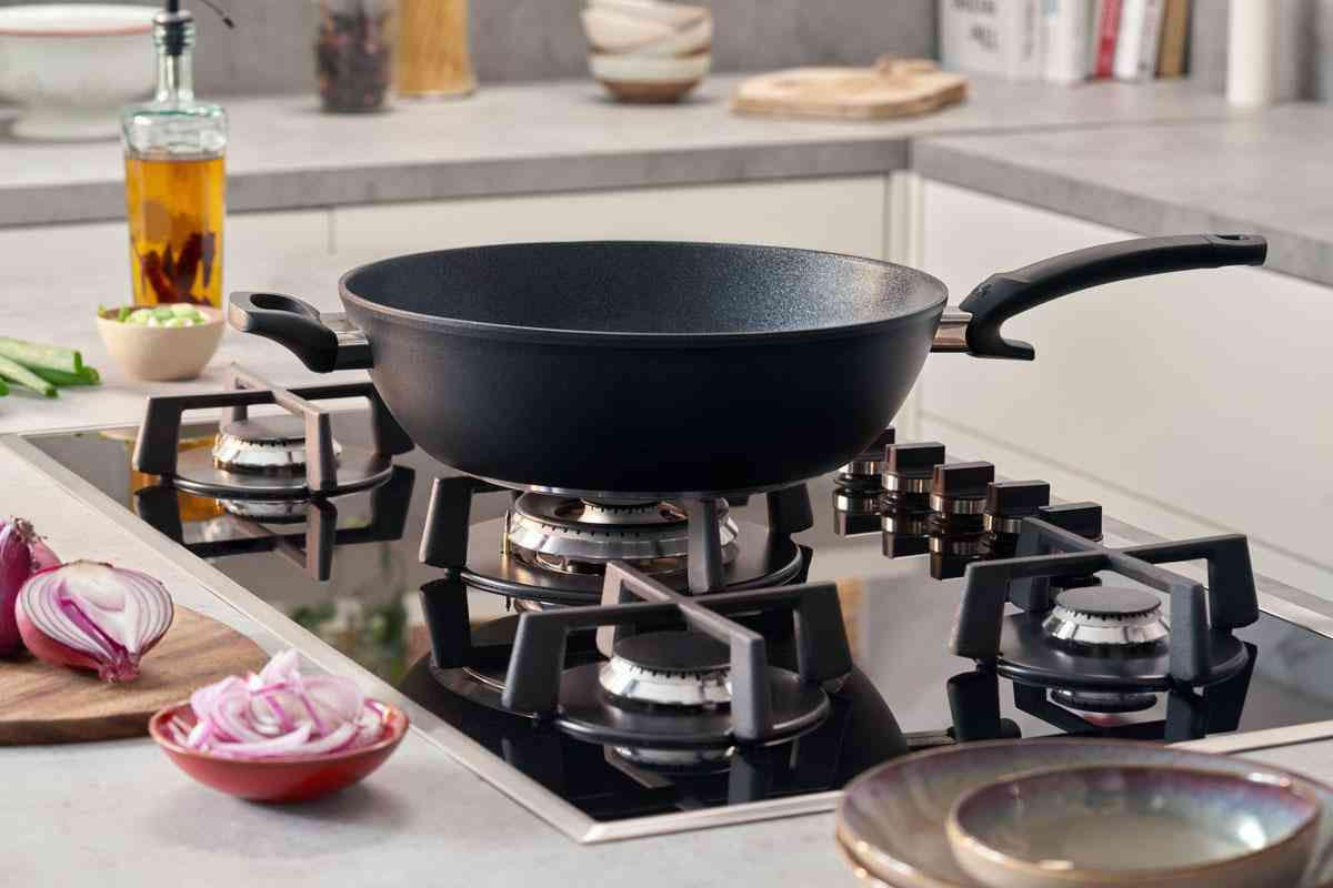 WOKPFANNE 32 cm  - Schwarz, Basics, Metall (32cm) - Fissler