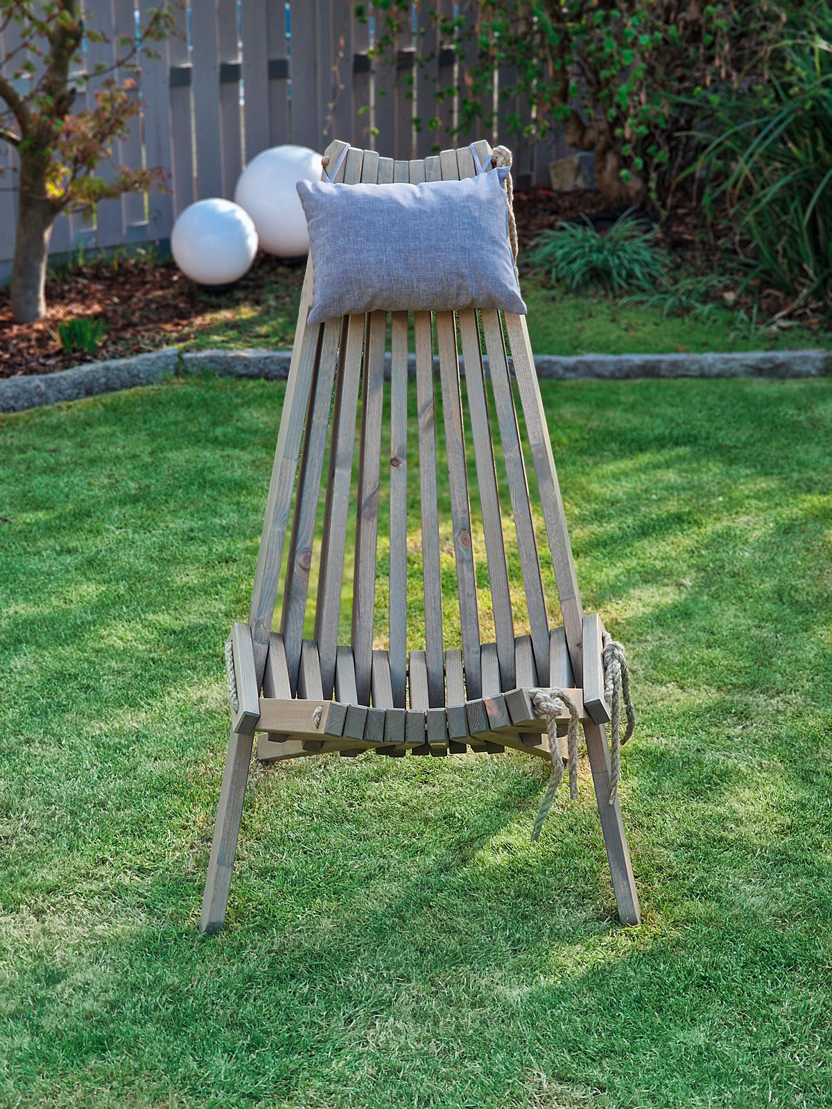 ZAHRADNÍ RELAXAČNÍ ŽIDLE, dřevo, textil - šedá, Moderní, dřevo/textil (69/104/93cm) - Gardenson
