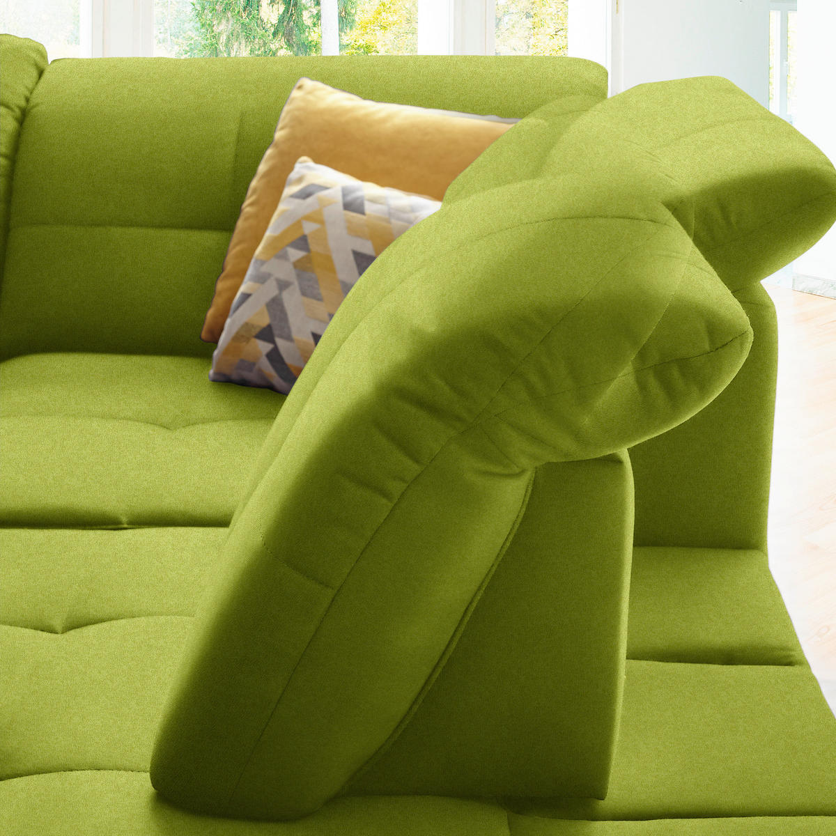 ECKSOFA in Chenille Limette  310/240 cm  - Limette/Schwarz, Design, Textil/Metall (310/240cm) - Xora