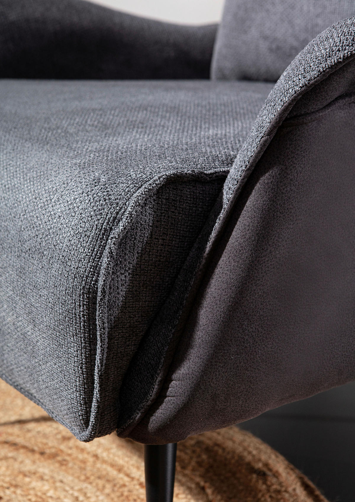 ÖRONLAPPSFÅTÖLJ i flatväv grå, mörkgrå  - mörkgrå/svart, Design, metall/textil (83/106/89cm)