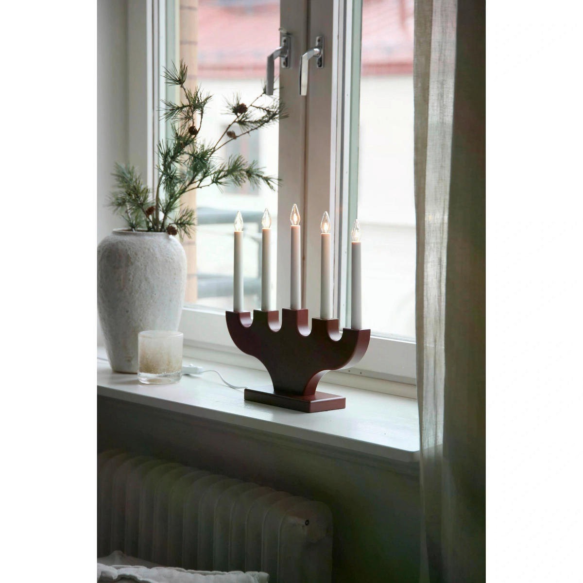 WEIHNACHTSPYRAMIDE  - Weiß/Dunkelrot, Trend, Holzwerkstoff/Kunststoff (36/35,5/9cm) - Markslöjd