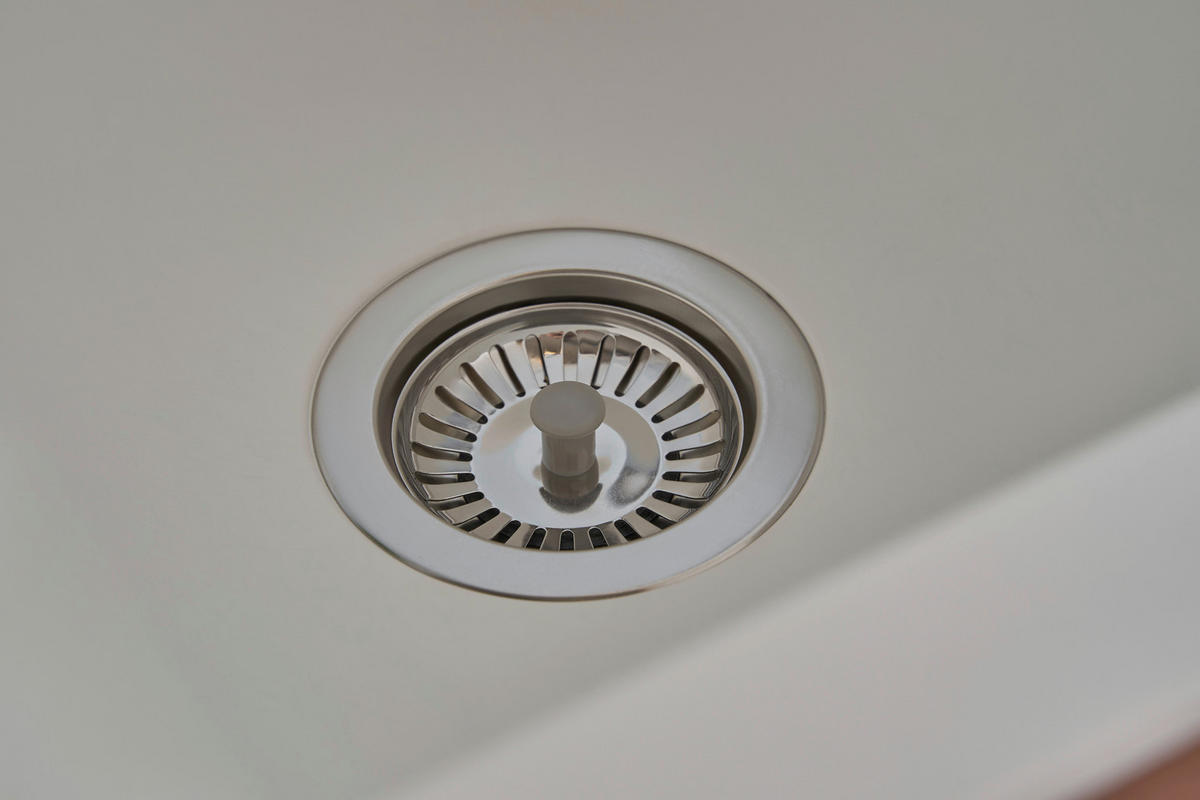 DISKHO 1712DENVER78X44W  - vit, Trend, glas/plast (78/17/43,5cm) - Respekta