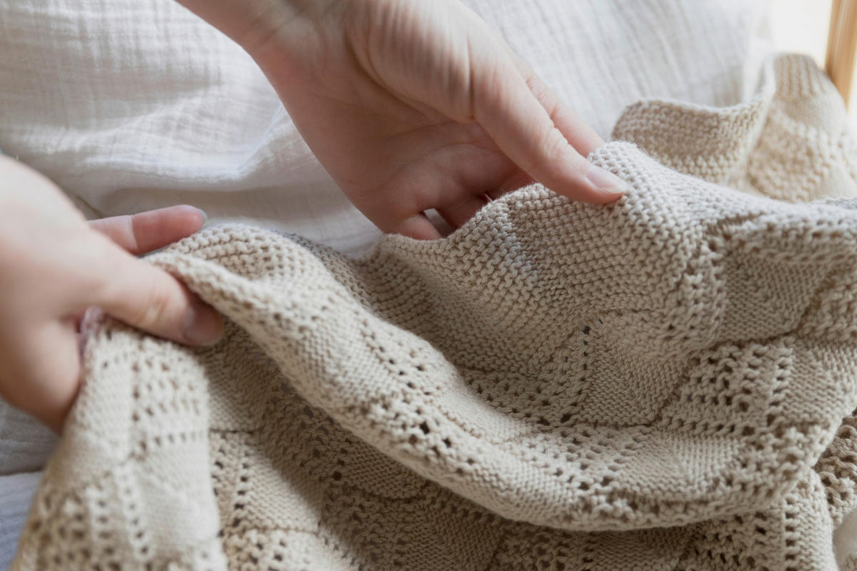 KUSCHELDECKE 24/24 cm  - Creme, Design, Textil (24/24cm)