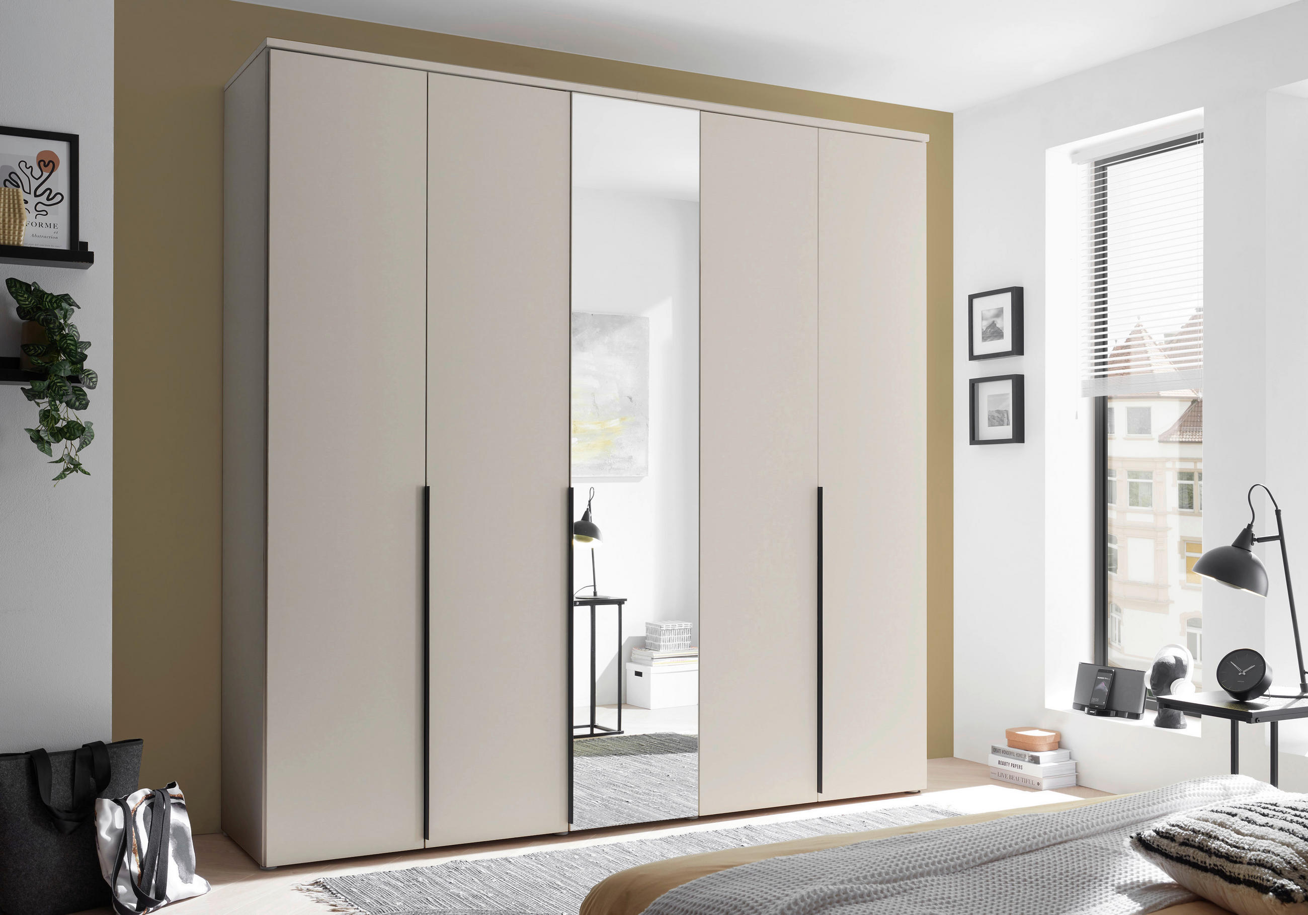 ORMAR S KLASIČNIM VRATIMA kašmir   - kašmir/crna, Moderno, staklo/drvni materijal (225/225/52cm) - Carryhome
