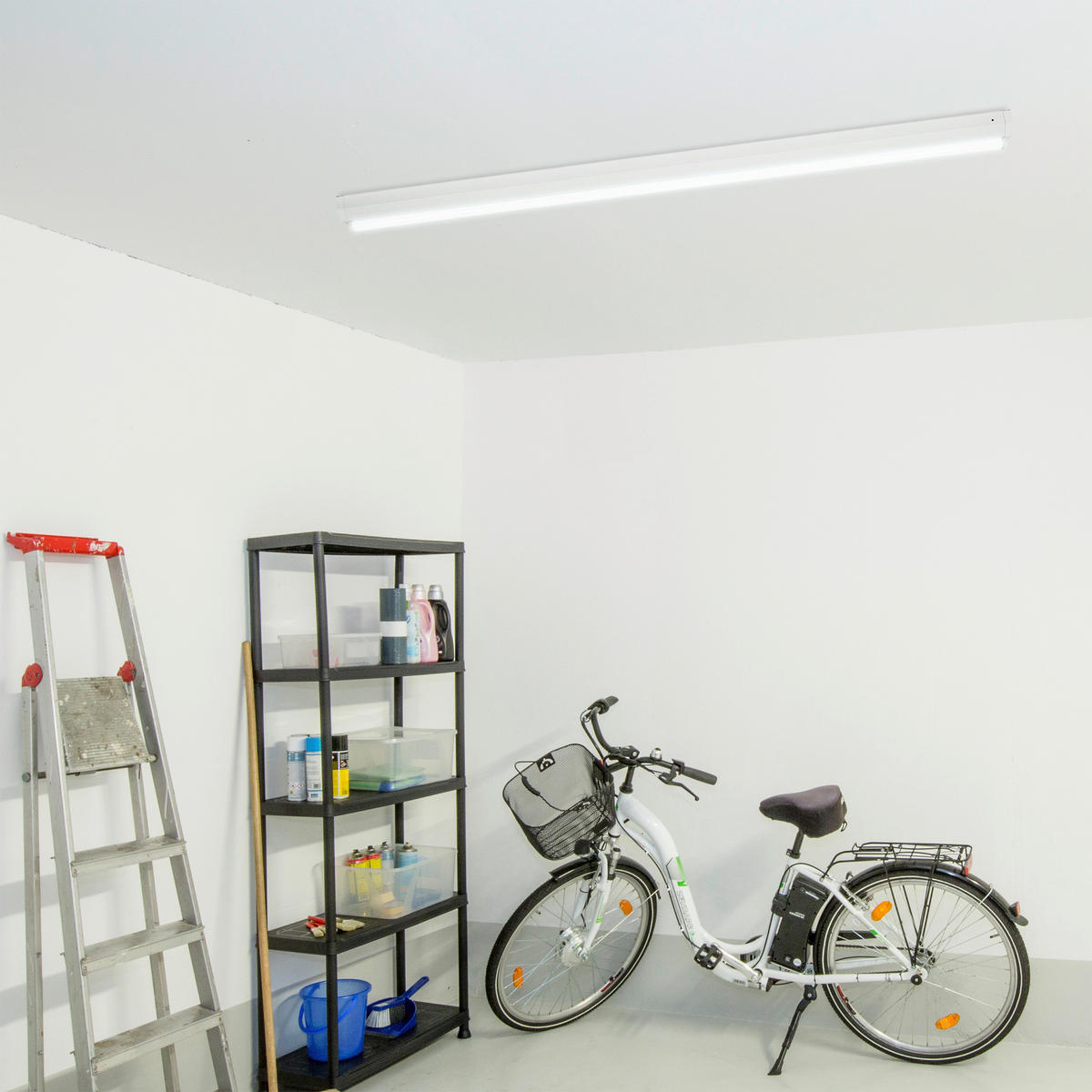 UNTERBAULEUCHTE - Weiß, Basics, Kunststoff (6/6/150cm)